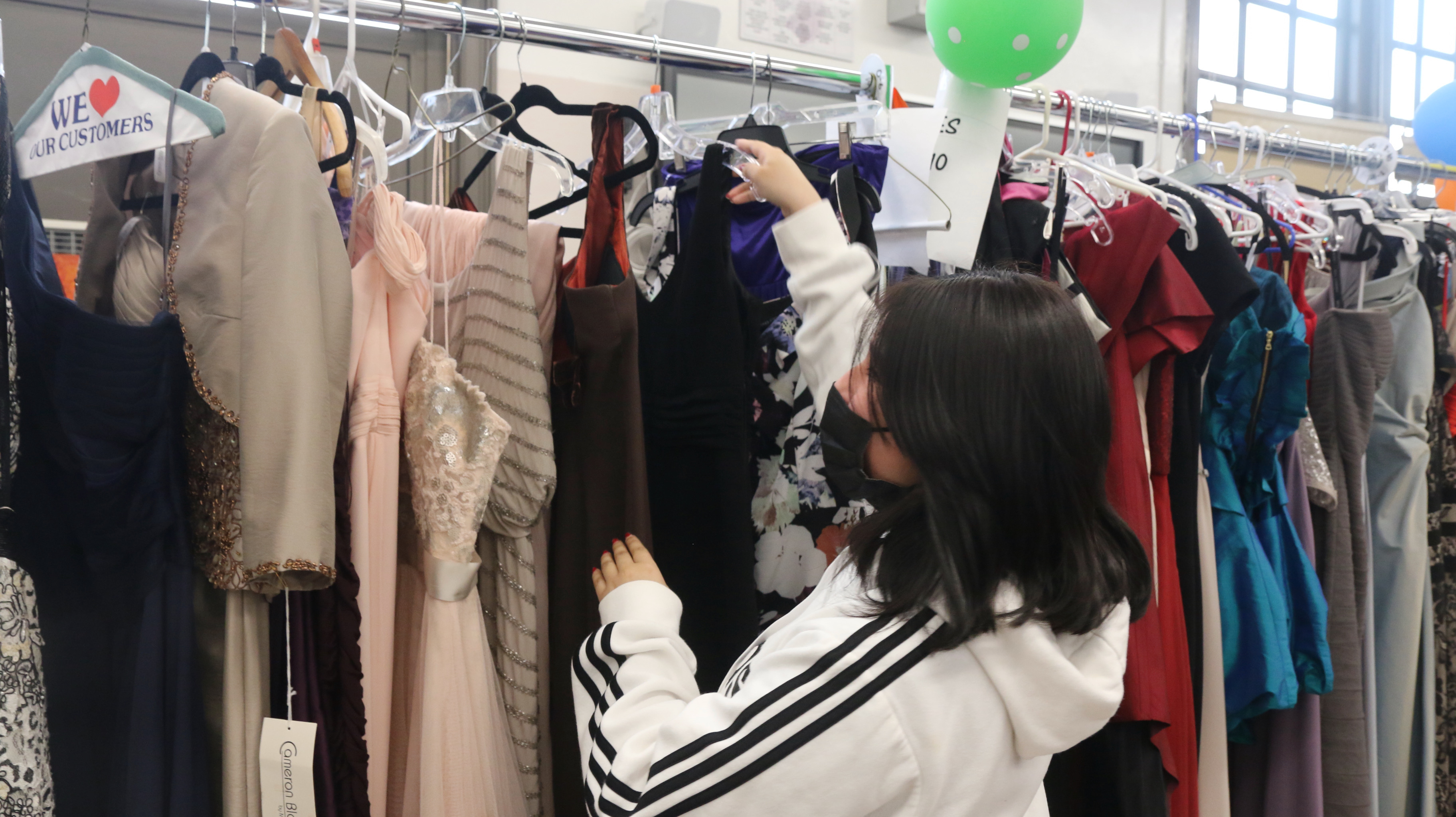 Need a prom gown or dress shoes? Teens find what they need, and a