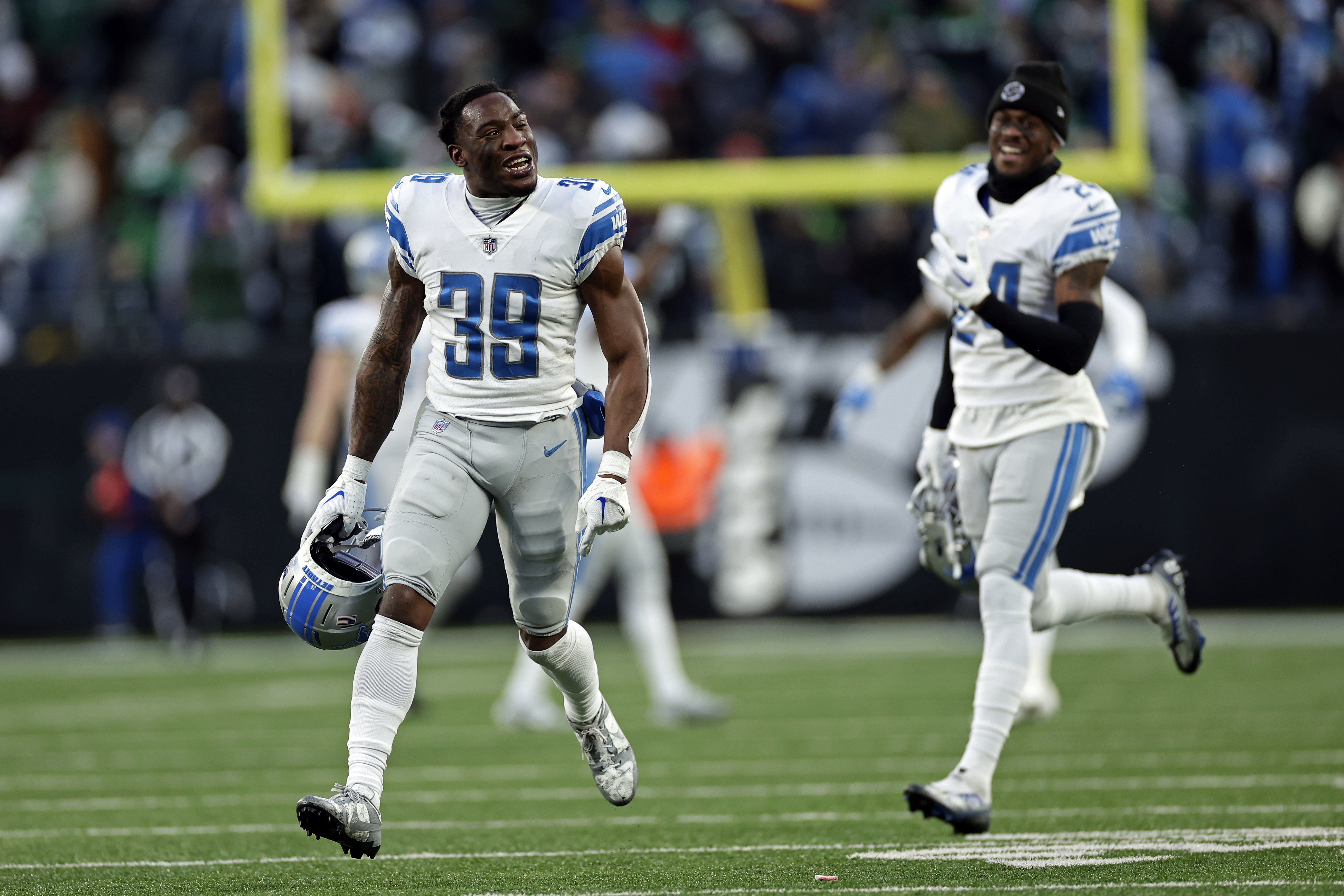 East Rutherford, NJ. 18/12/2022, Detroit Lions wide receiver Amon-Ra St.  Brown (14) makes a catch during a NFL game against the New York Jets on  Sunday, Dec. 18, 2022 in East Rutherford