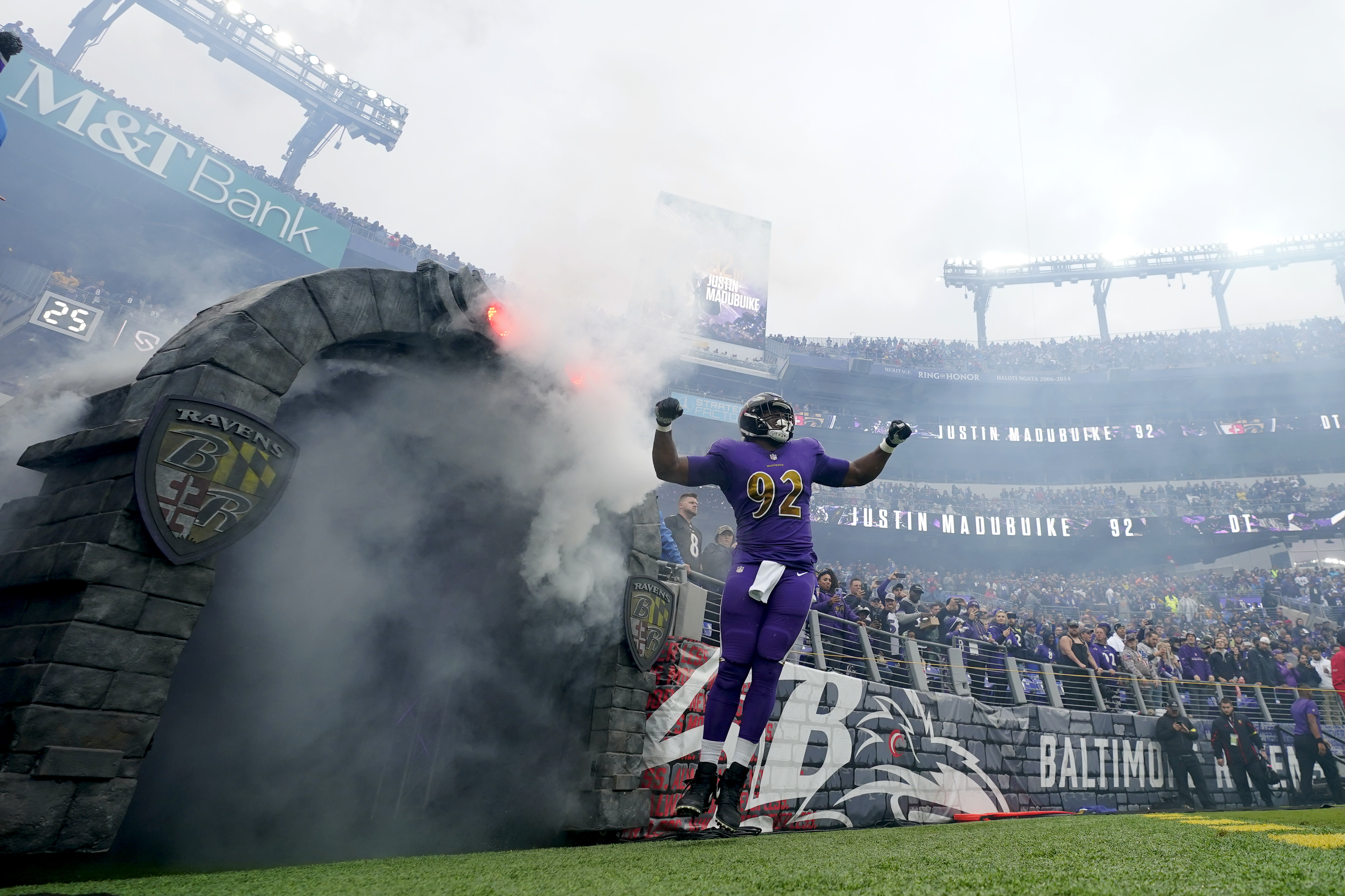 Baltimore Ravens defensive tackle Justin Madubuike (92) gets to