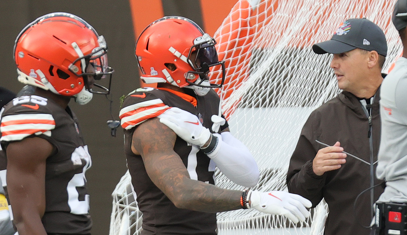 Odell Beckham's dad rips Baker Mayfield for son's struggles on same day  Kevin Stefanski addresses them 