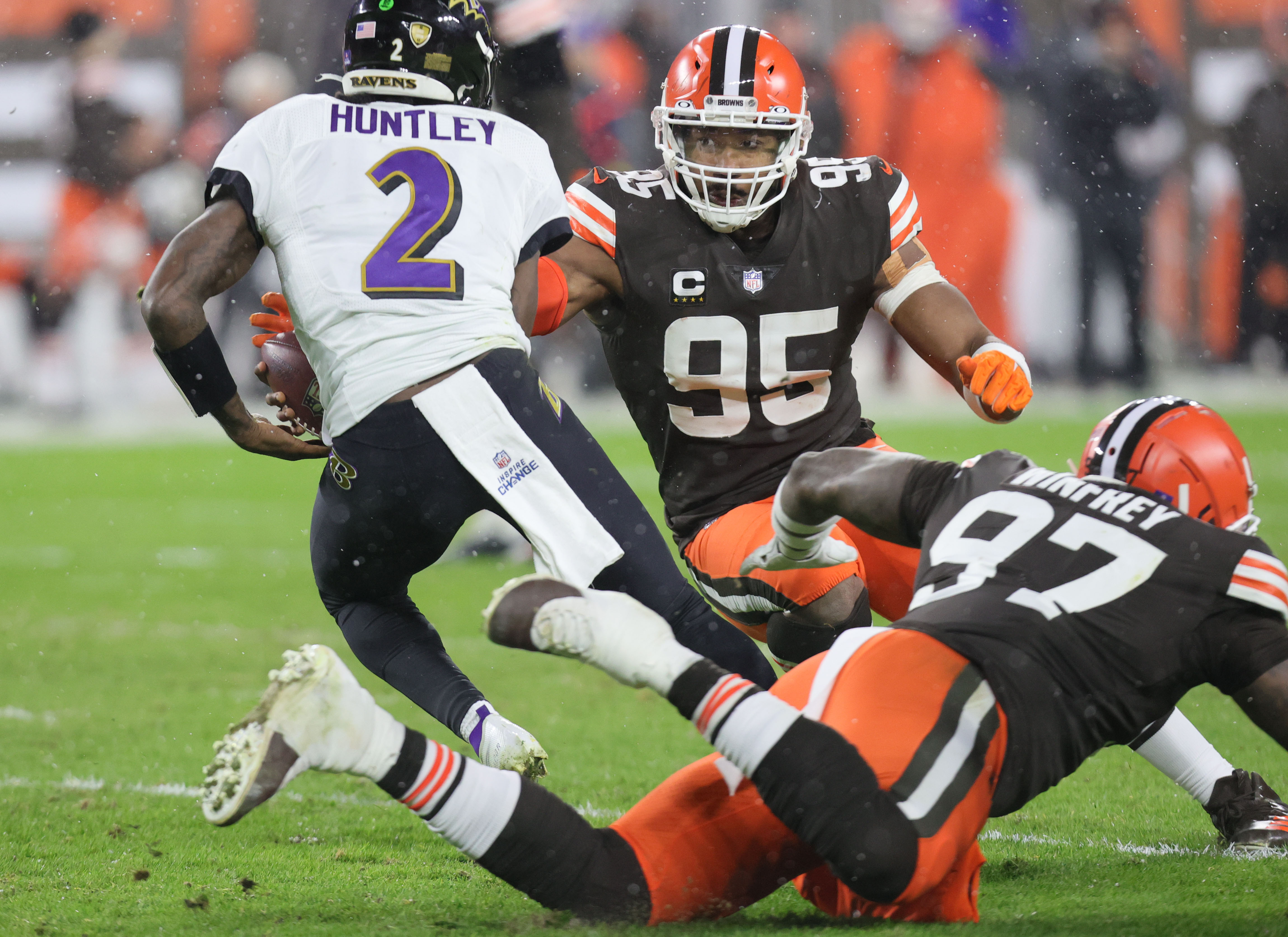 Myles Garrett wants to play spoiler to Steelers playoff hopes