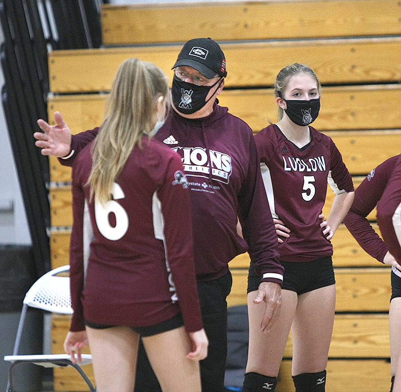 East Longmeadow vs Ludlow girls volleyball 10/26/20 