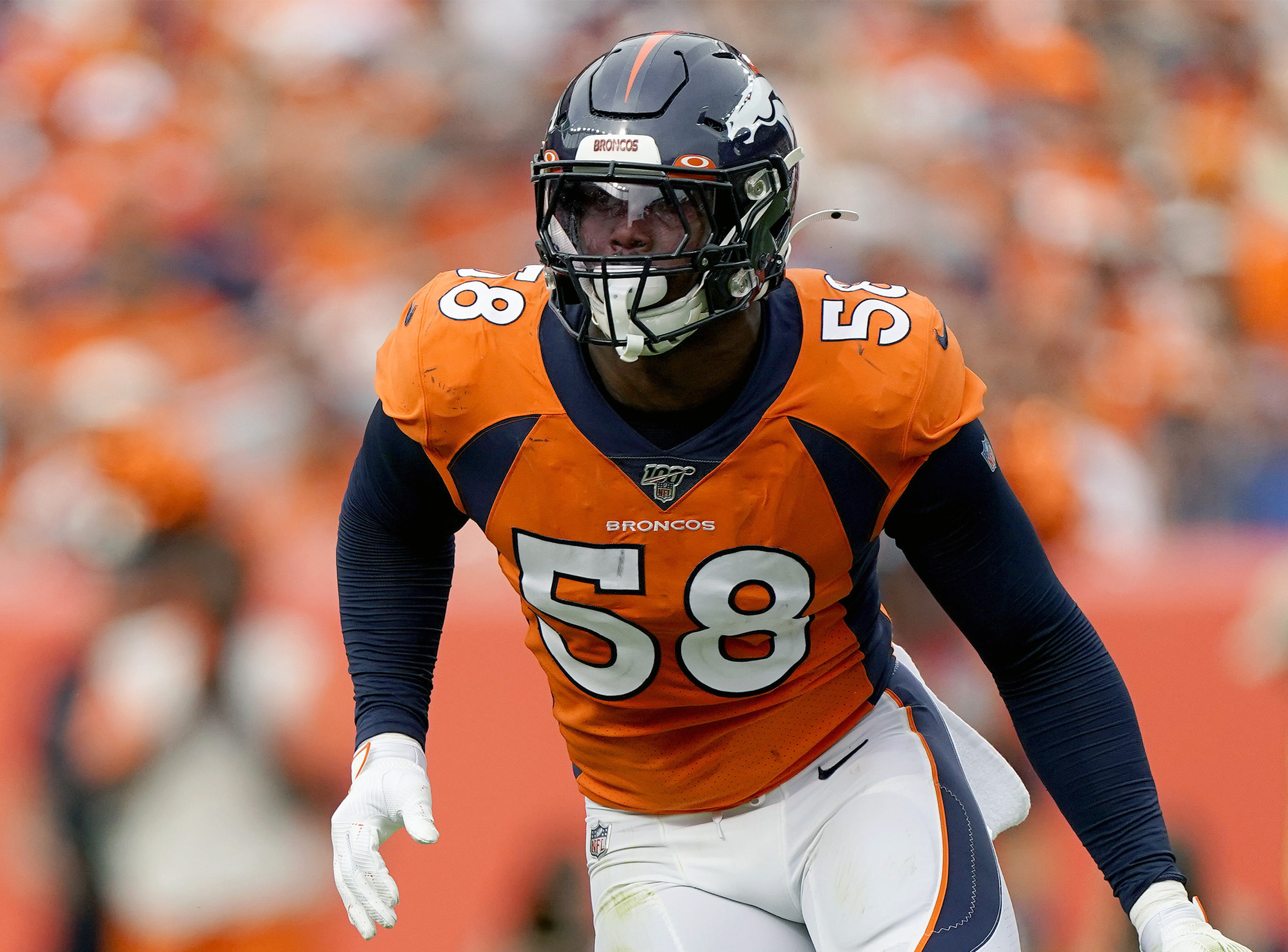 Adam Schefter on Instagram: “Broncos' LB Von Miller is under