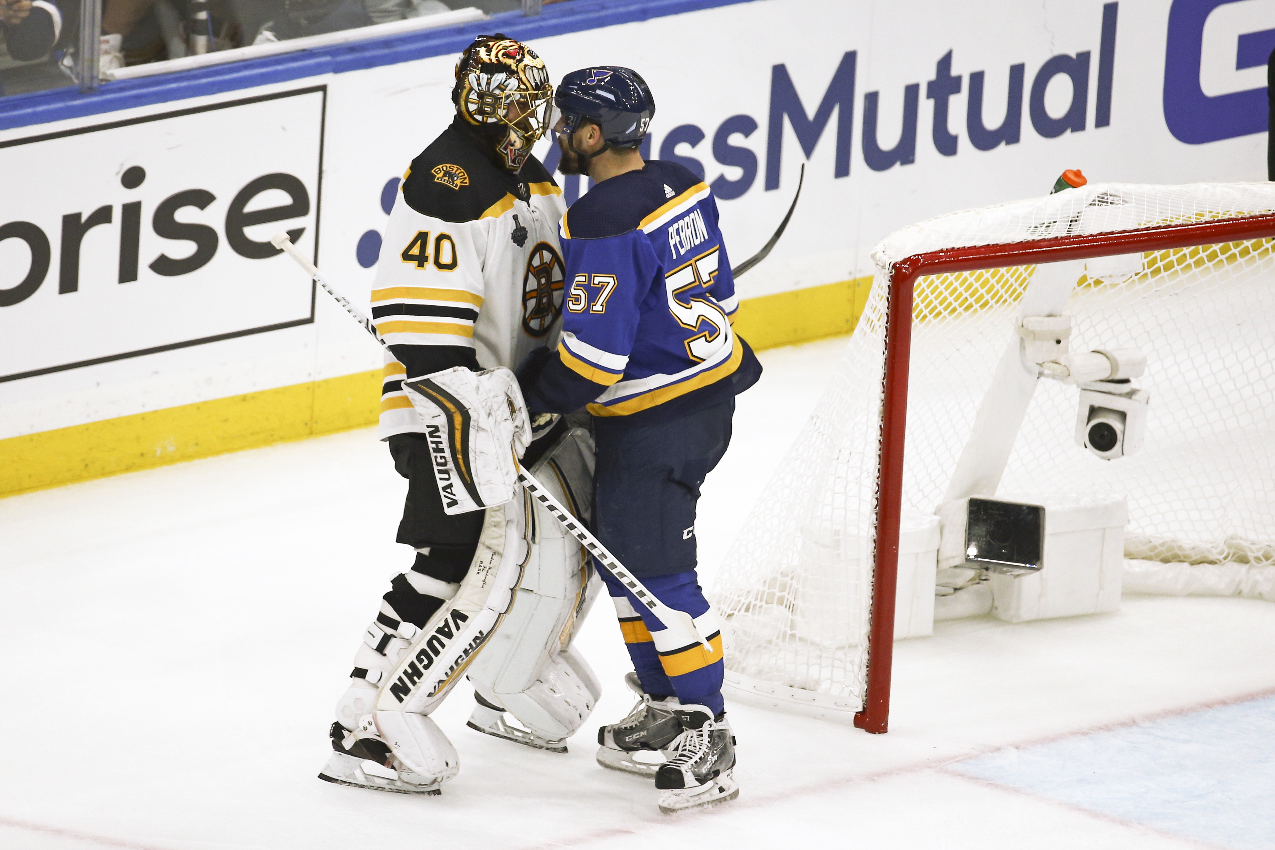 Stanley Cup Journal: Rask, Thomas staying in touch