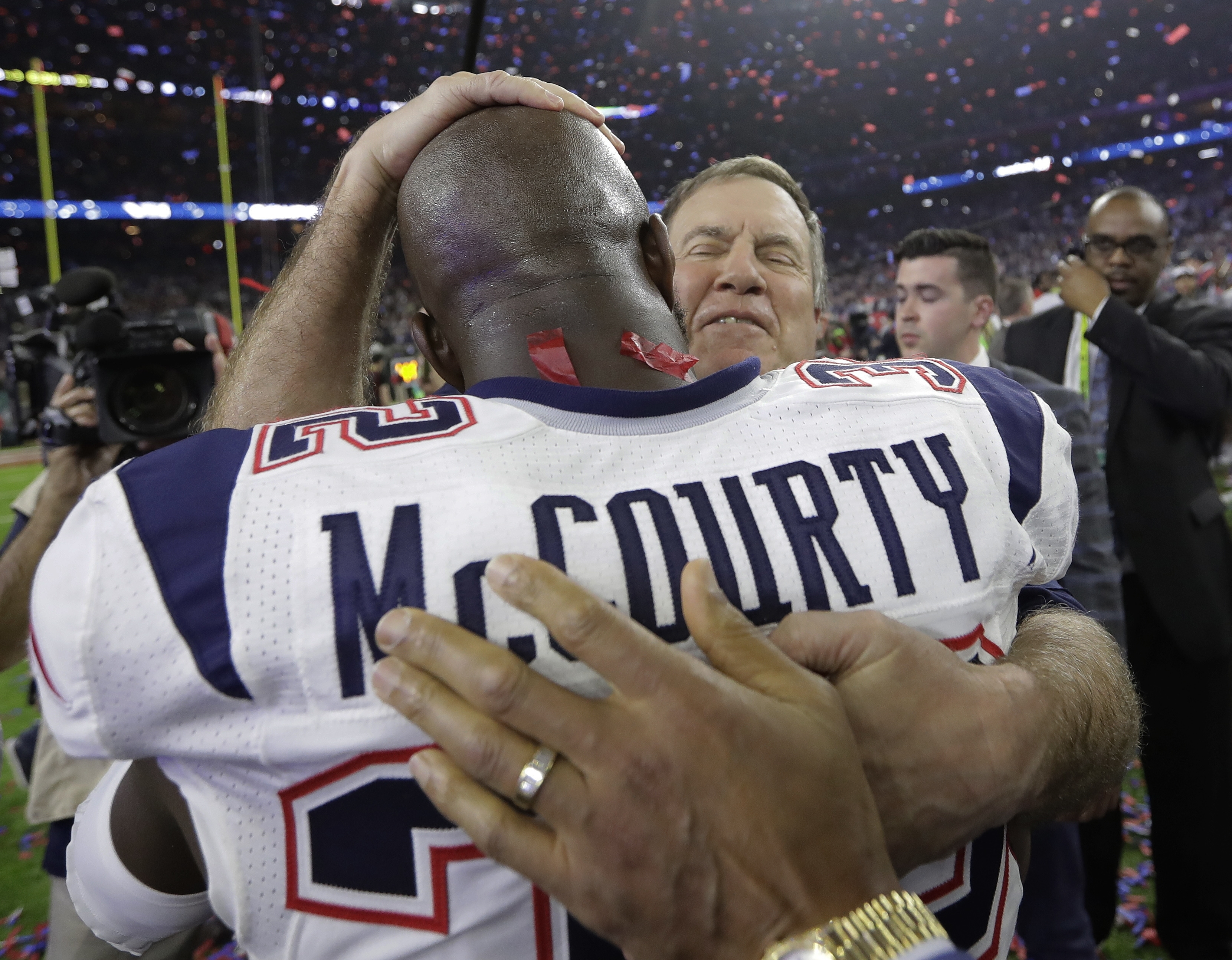 Patriots extend safety Devin McCourty's contract