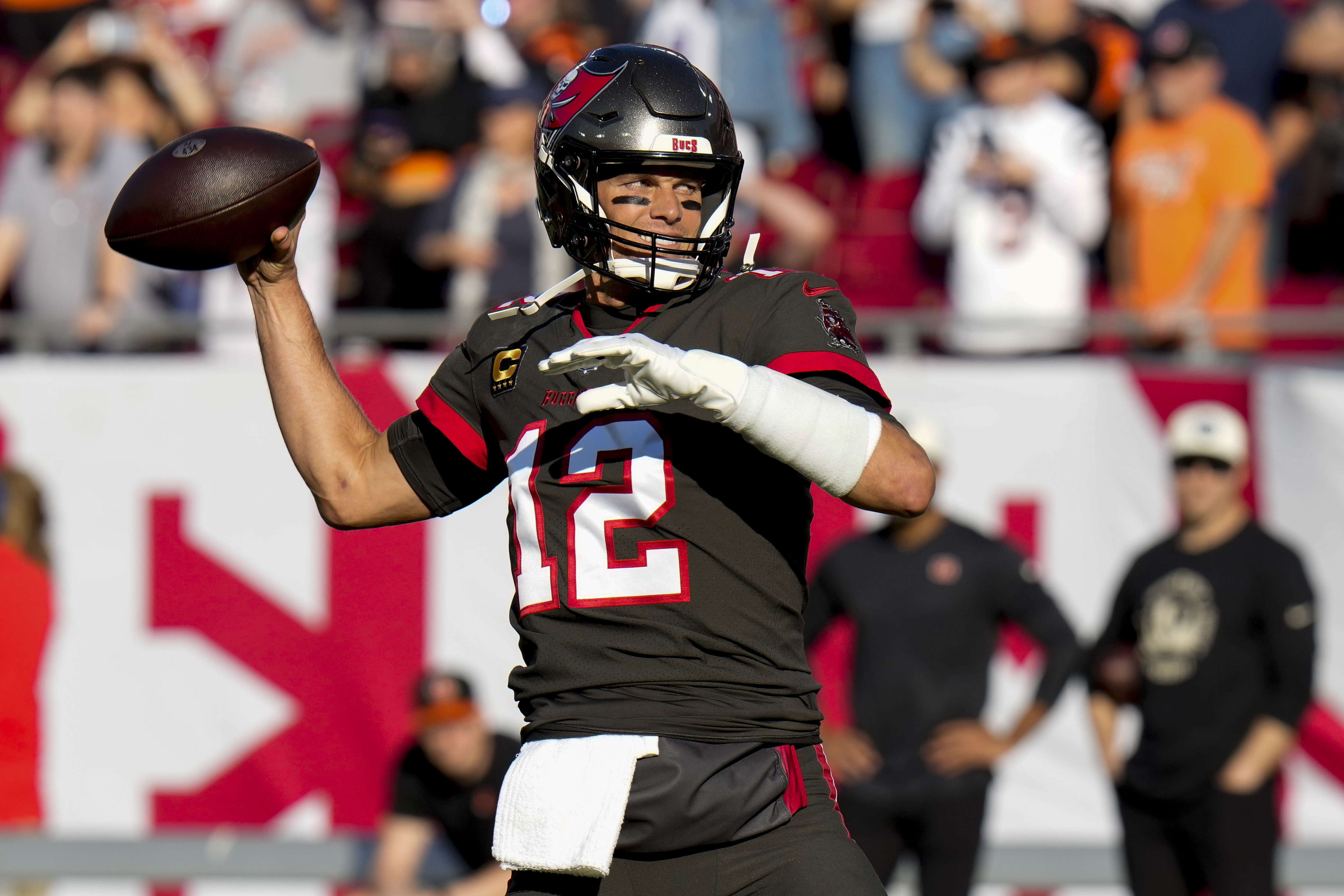 NFL Player Props: Christmas Picks for Mike Evans, More