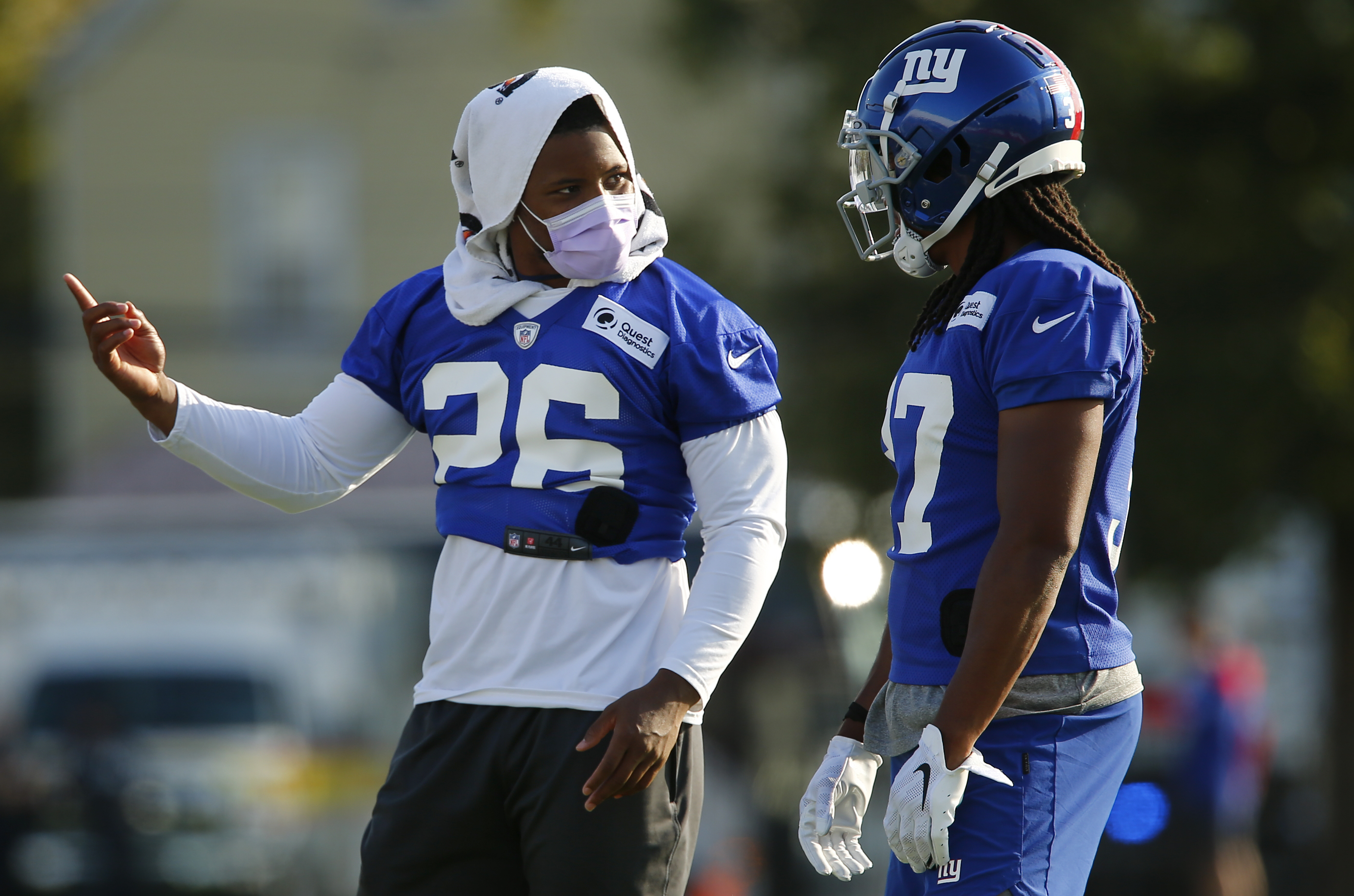 Giants WR Kenny Golladay returns to individual drills