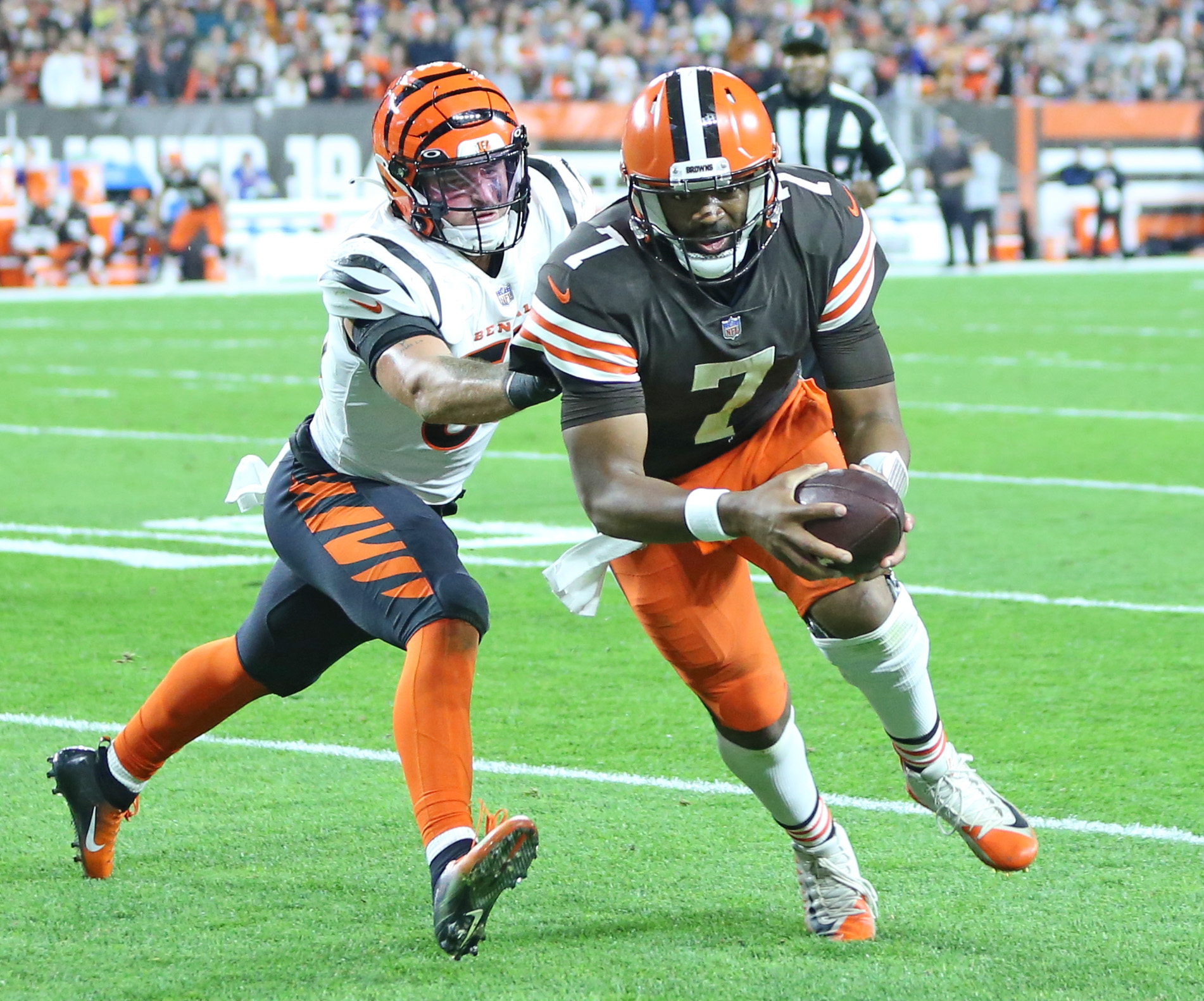 Cleveland Browns quarterback Jacoby Brissett vs. Cincinnati Bengals, October  31, 2022 