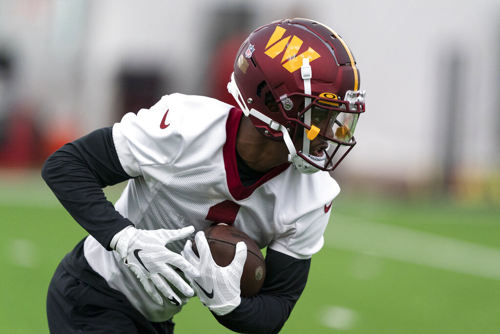 Jahan Dotson Fantasy Football Outlook: Upside of Commanders Rookie WR Is  Capped In Washington