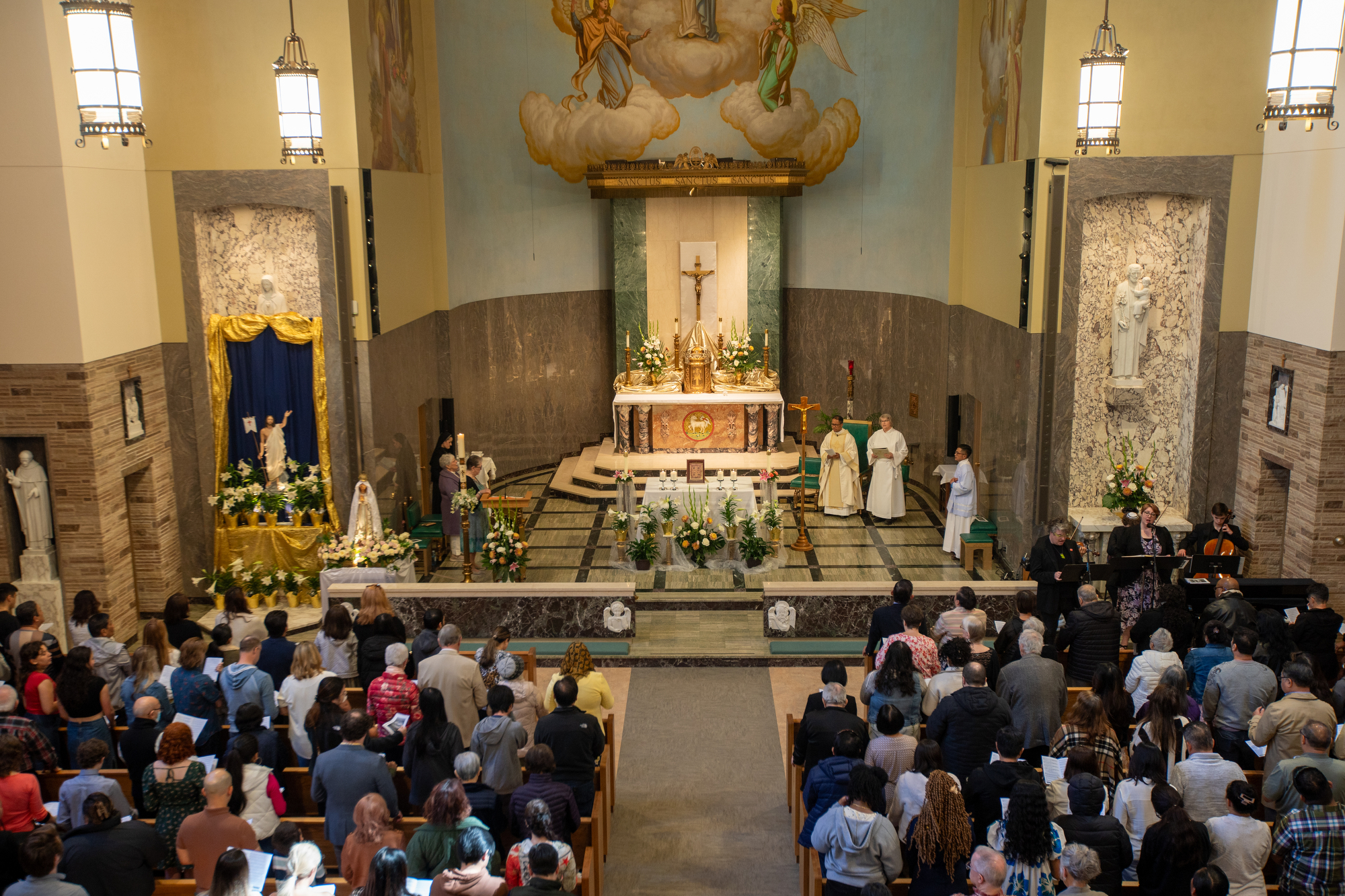 Easter Sunday at the Grotto in Portland 2024 - oregonlive.com