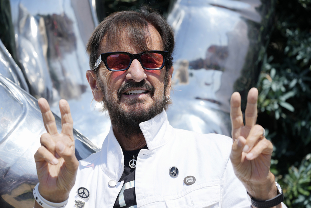 Ringo Starr Peace Rays Tour Black T Summer Est Men T Shirt Design T -Shirt %Cott