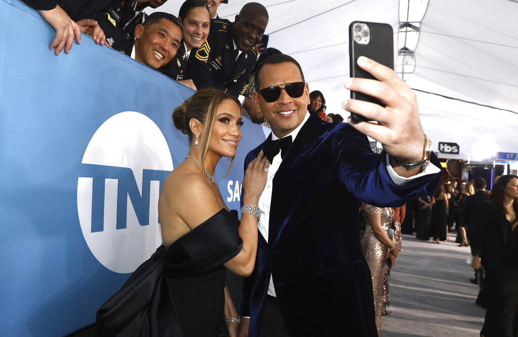 Ex-Yankees star Alex Rodriguez trashed and Jennifer Lopez ripped