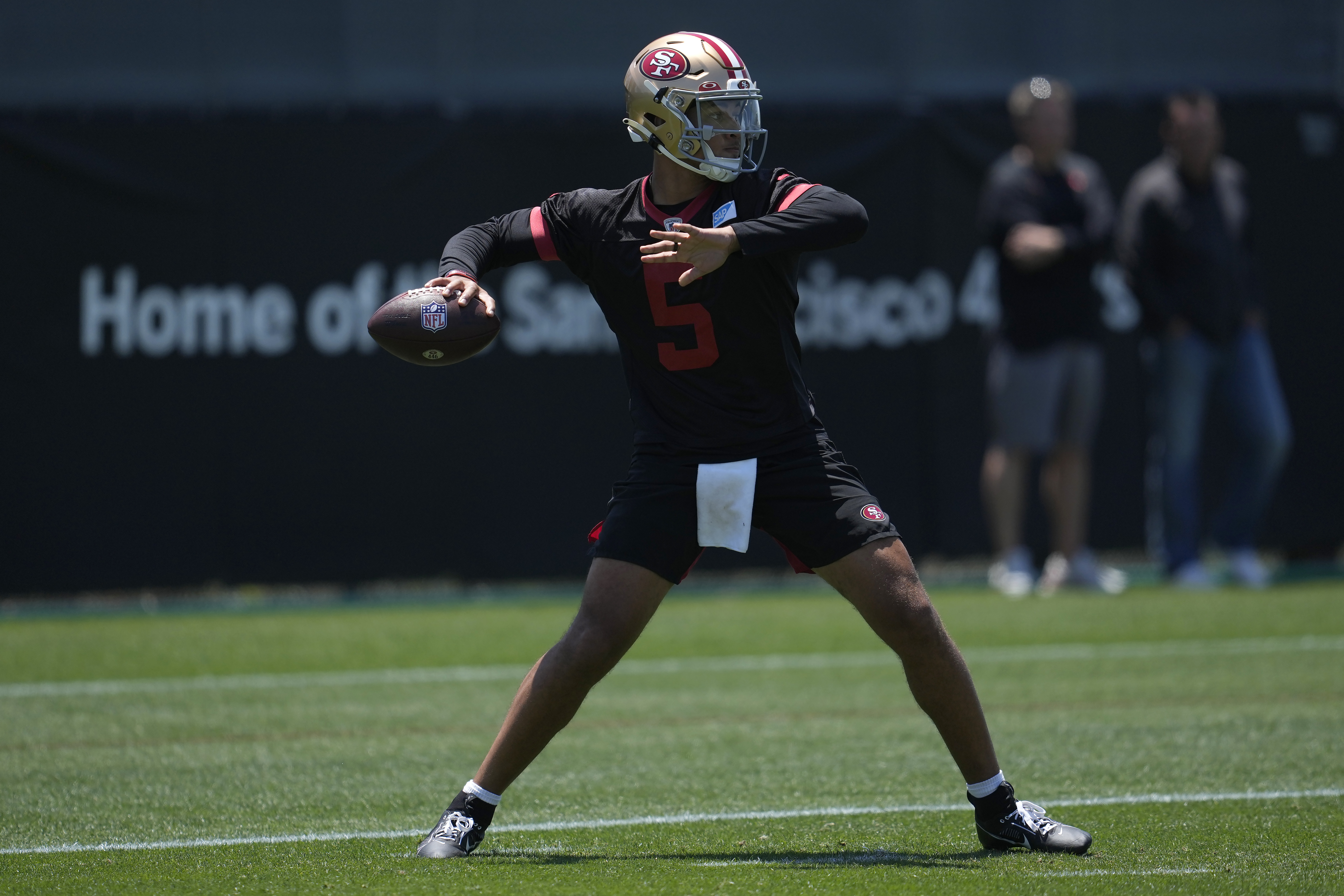 Dallas Cowboys get QB Trey Lance from San Francisco 49ers - Big Blue View