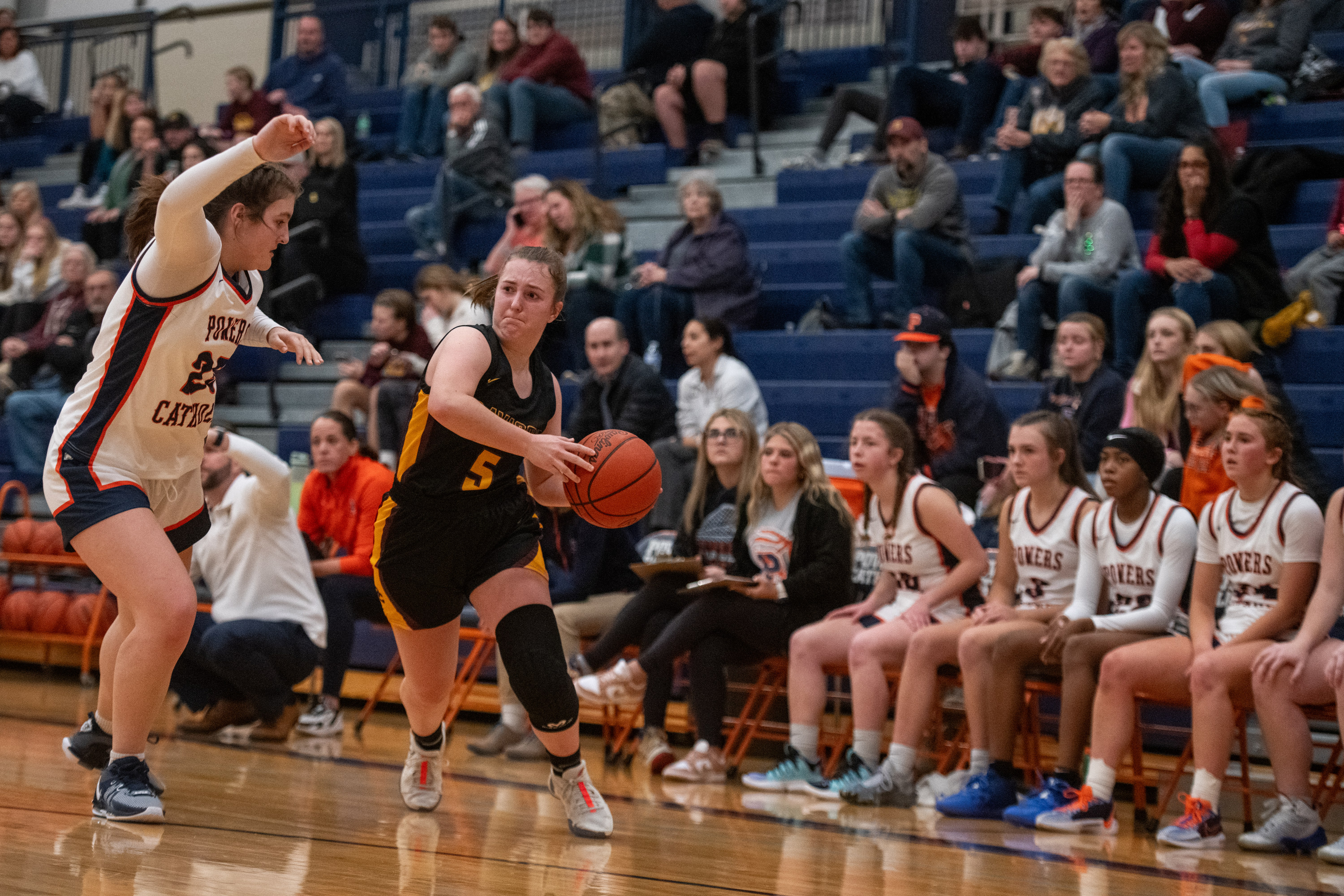 Flint Powers dominates Davison in girls basketball matchup - mlive.com