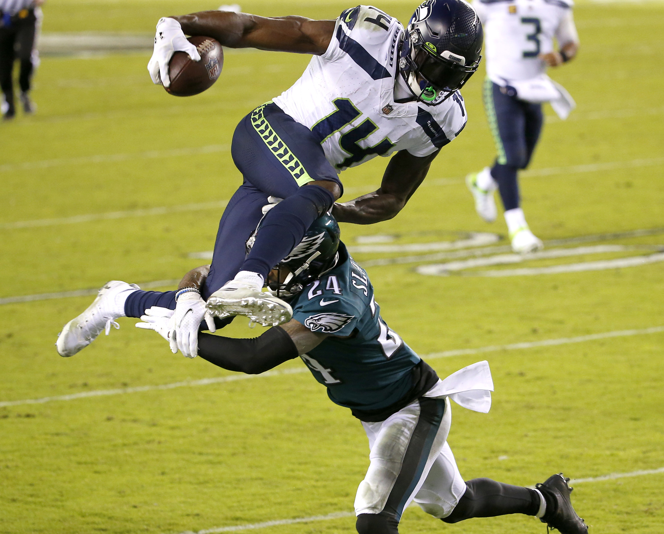 Seattle Seahawks' DK Metcalf burns Darius Slay, Philadelphia Eagles again