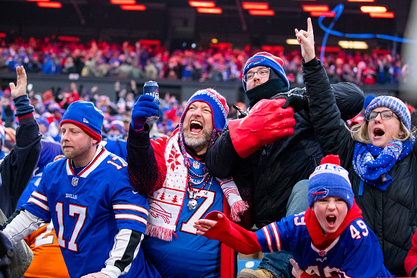 Mania cirkulation flertal Will Buffalo Bills fans get refunds if NFL games are played in empty  stadiums? Here's what Roger Goodell is planning - syracuse.com