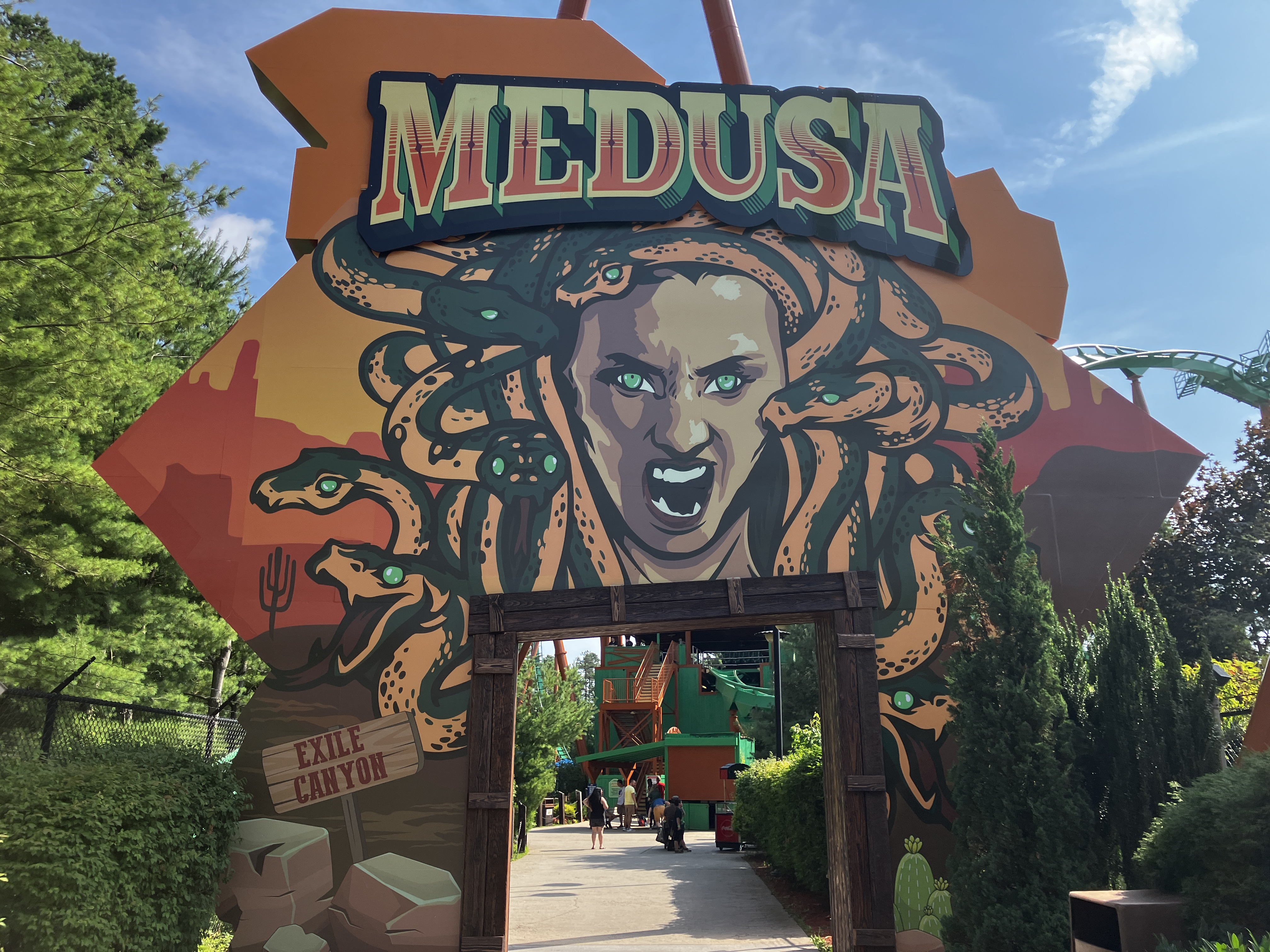 Floorless Roller Coaster Trains  Medusa, Six Flags Great Adventure