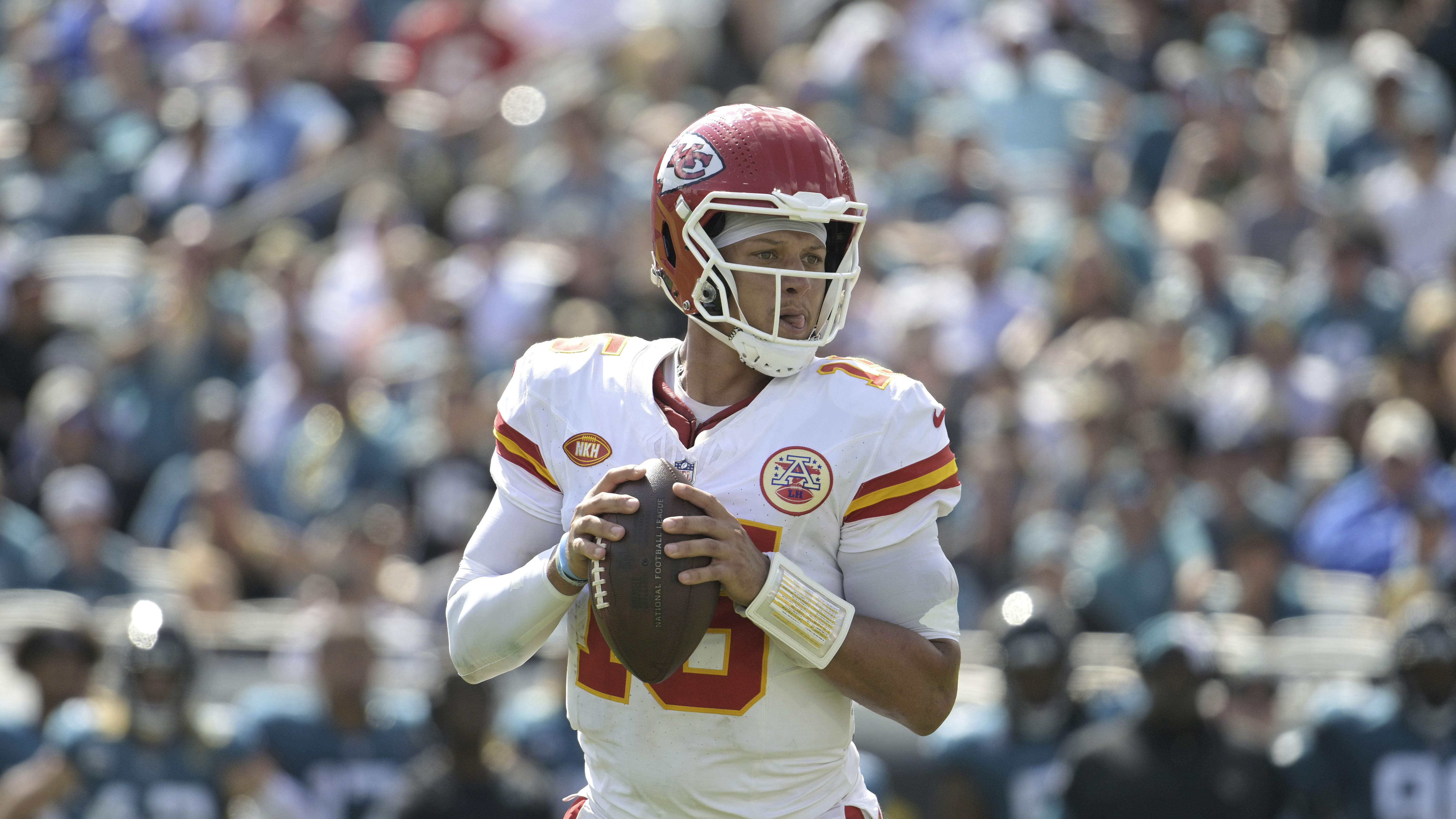 Sunday Night Football: Kansas City Chiefs vs. Chicago Bears Prediction and  Preview 