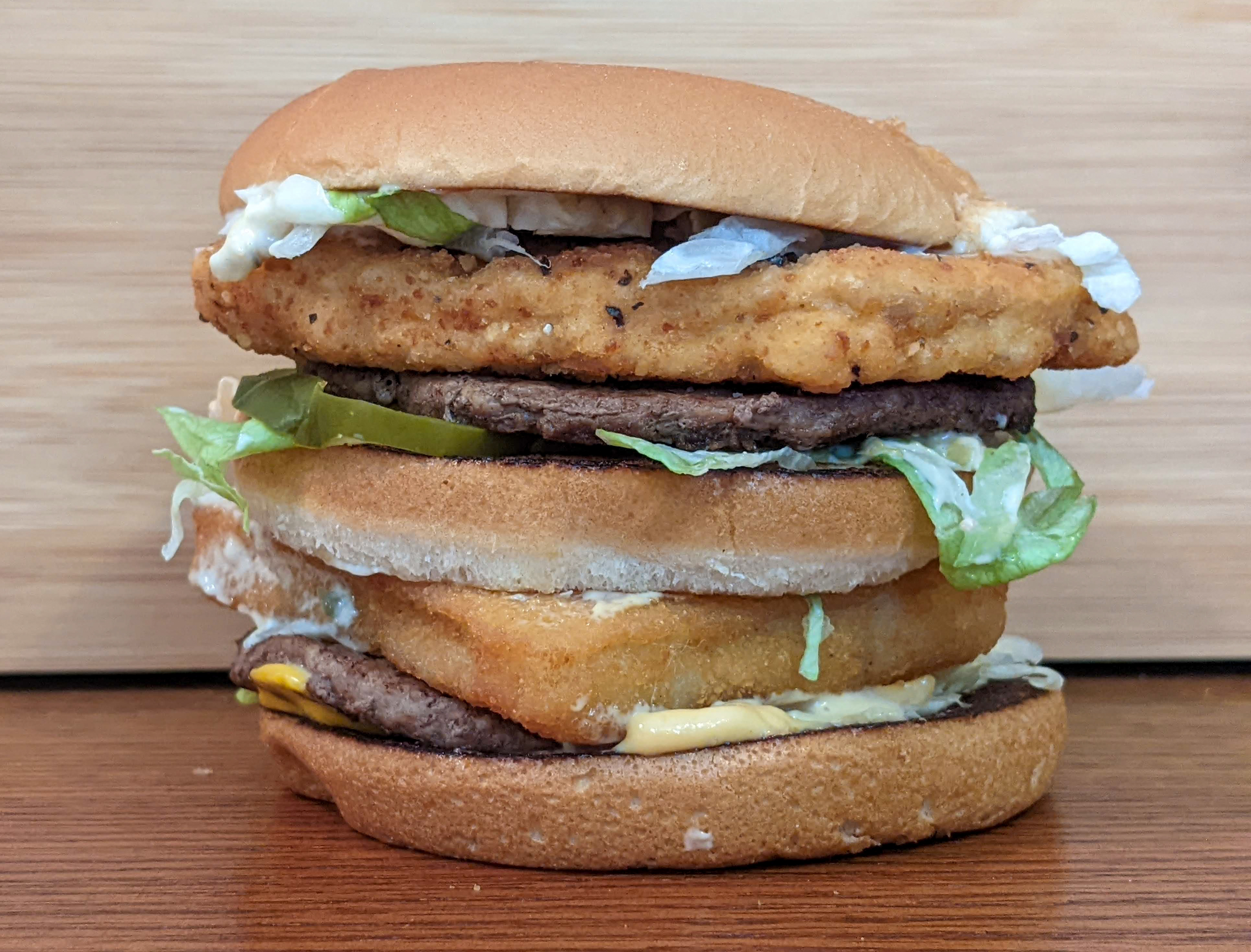 REVIEW: McDonald's Menu Hacks Crunchy Double - The Impulsive Buy