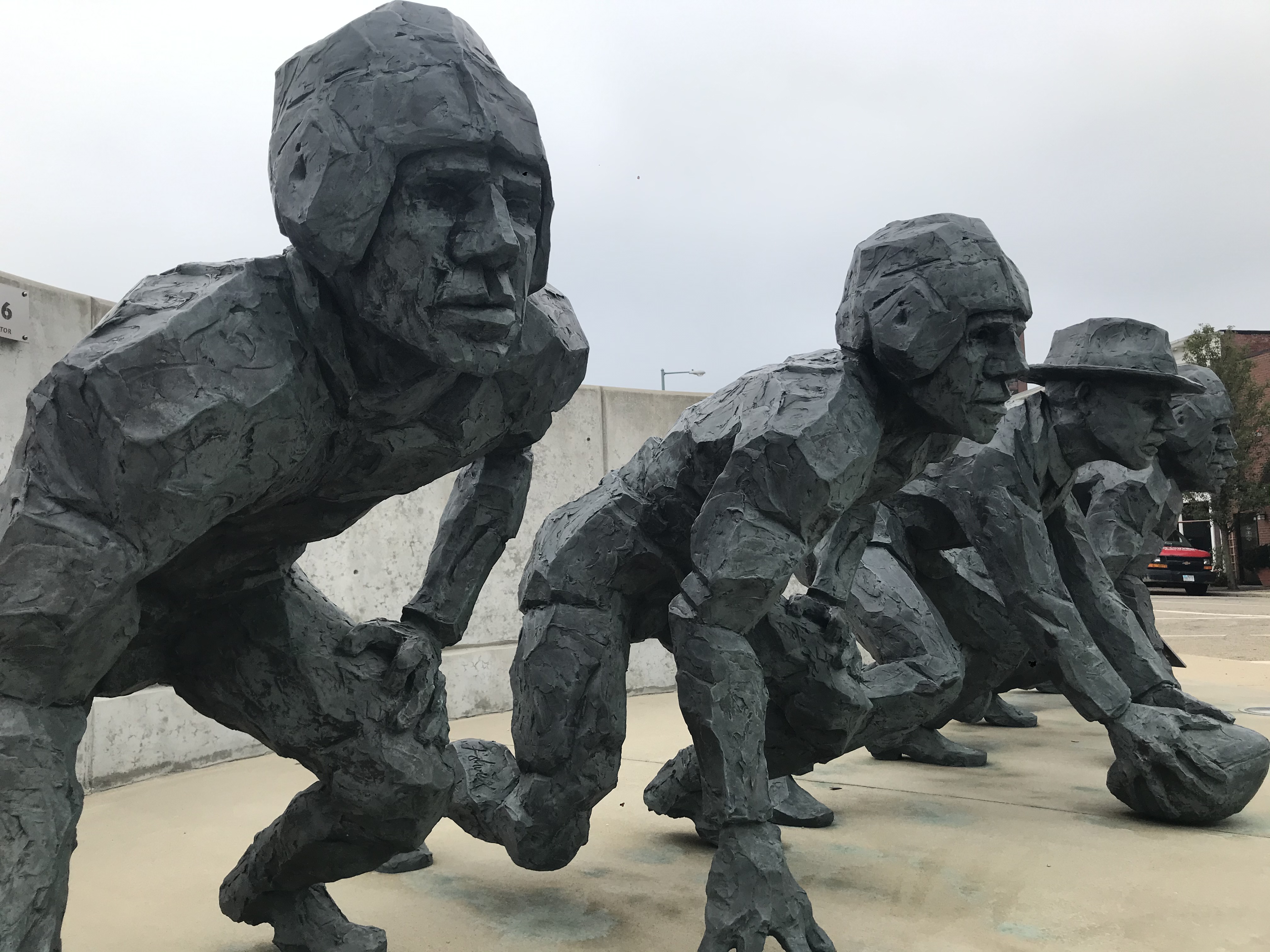 Pro Football Hall of Famer Walk & Photo Op, Canton Centennial Plaza, Cleveland, OH