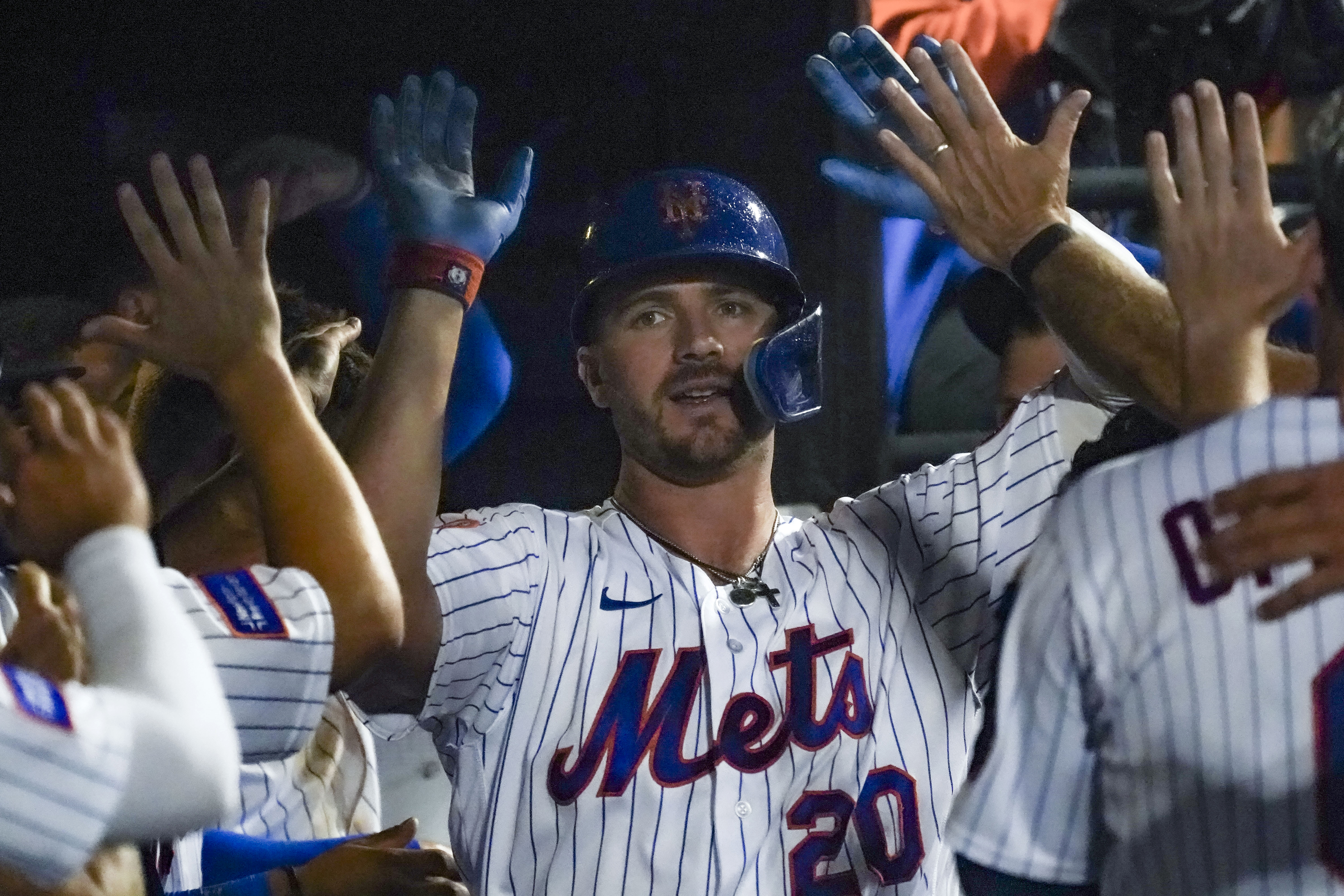 Is Mets' Pete Alonso 'Toxic?' Teammates chime in 