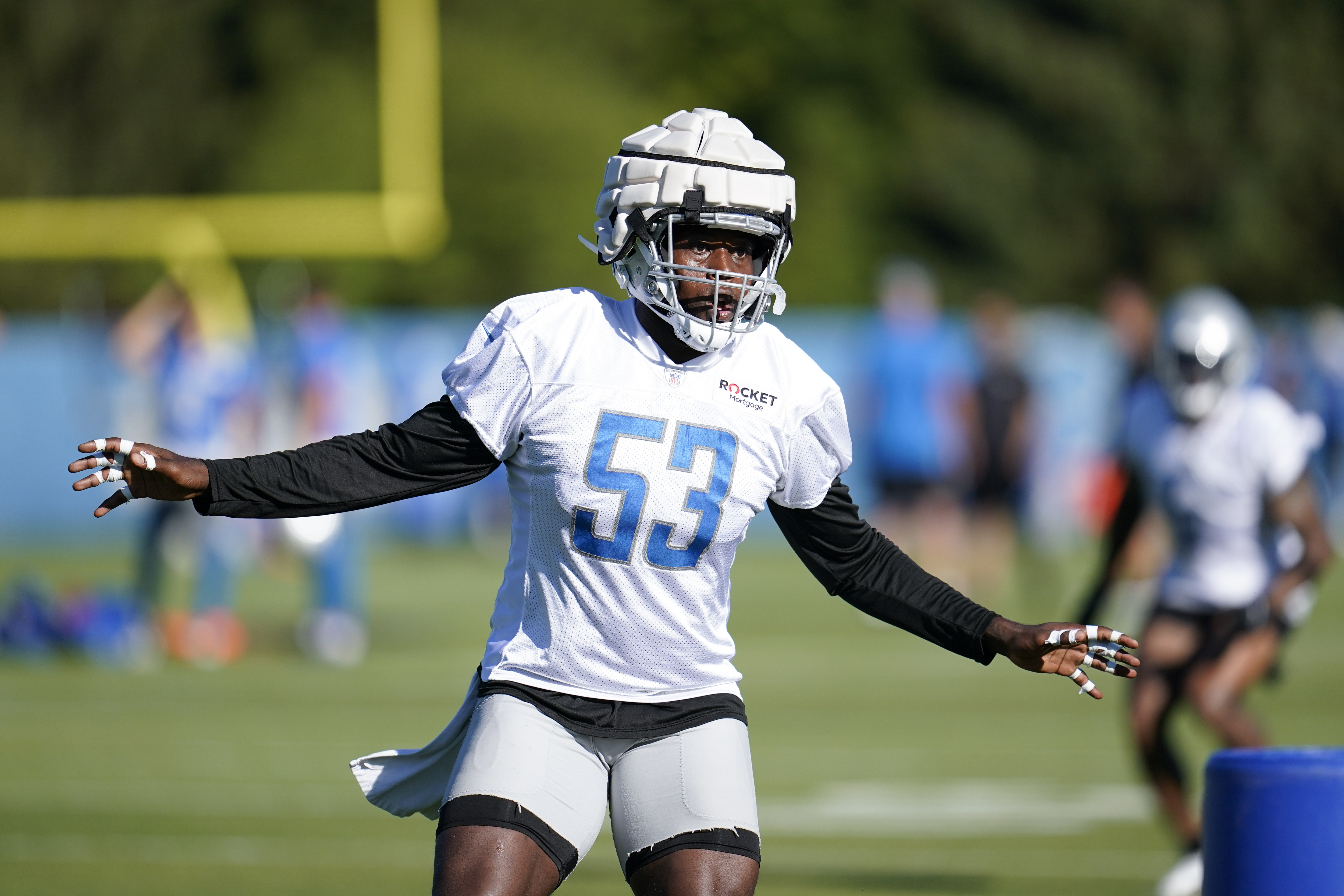 Lions sign DE James Houston to active roster, place Julian Okwara