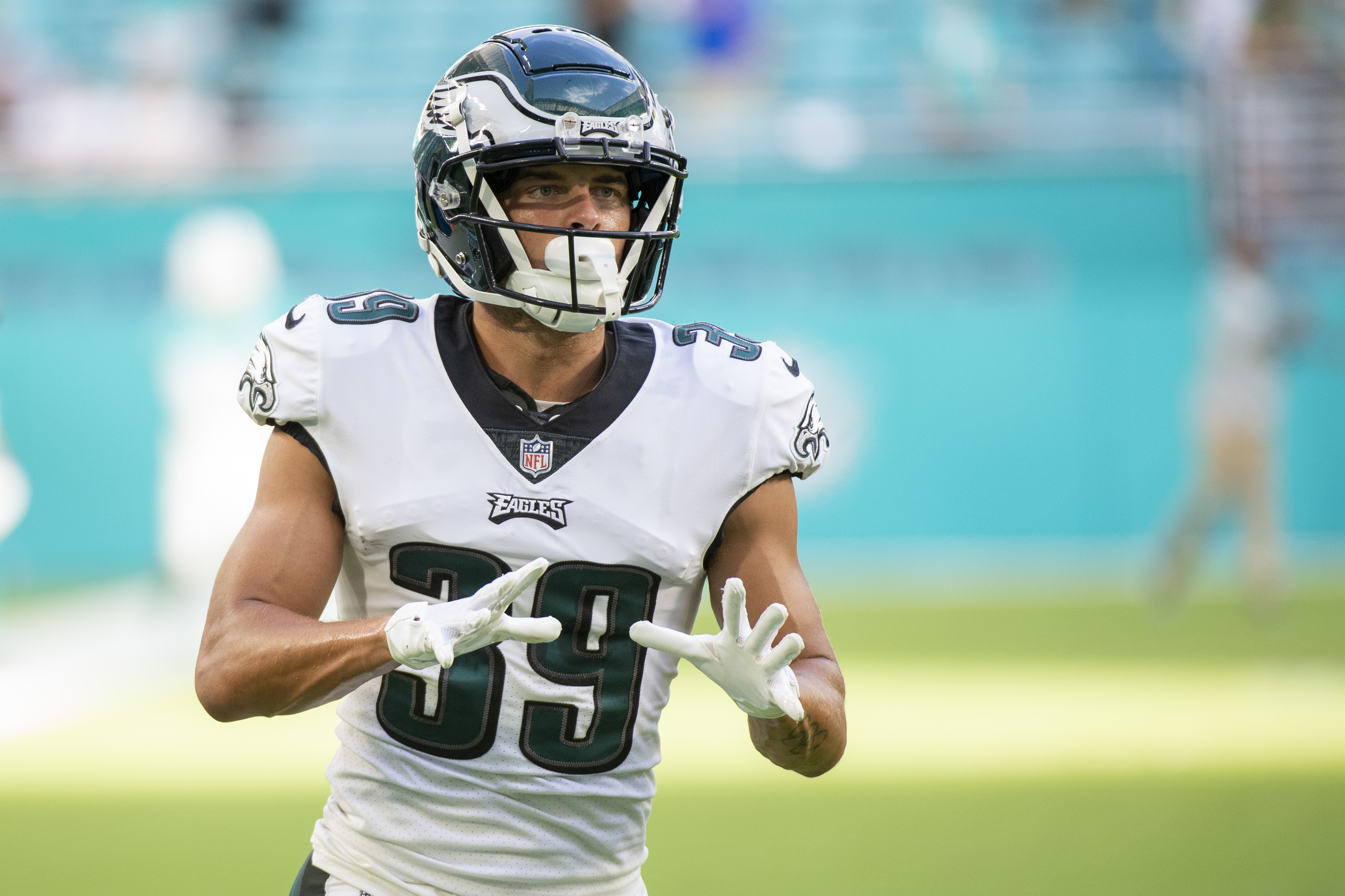 Philadelphia Eagles wide receiver Devon Allen (39) warms up before