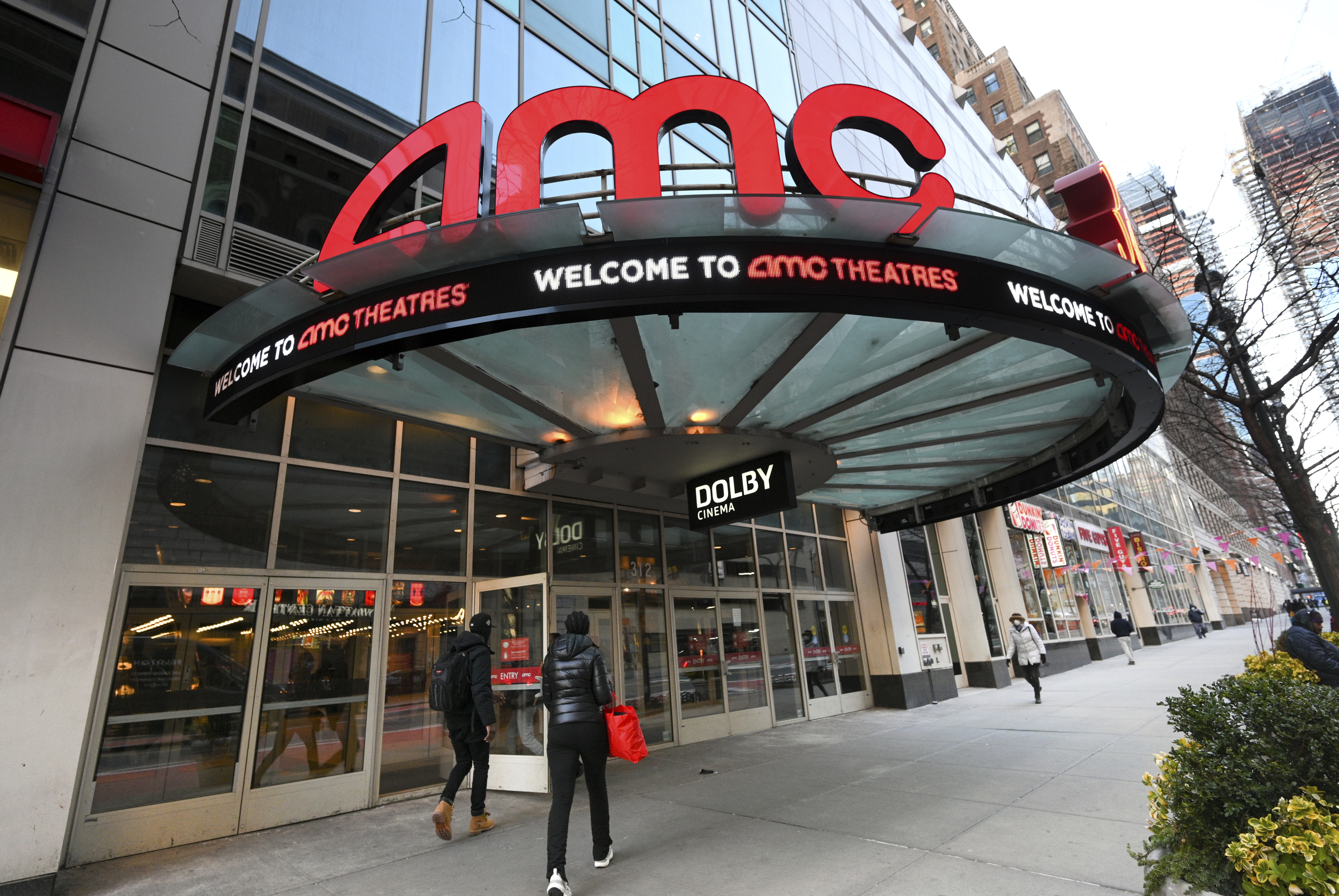 Good News: AMC Will Start Showing Football Games in Theaters