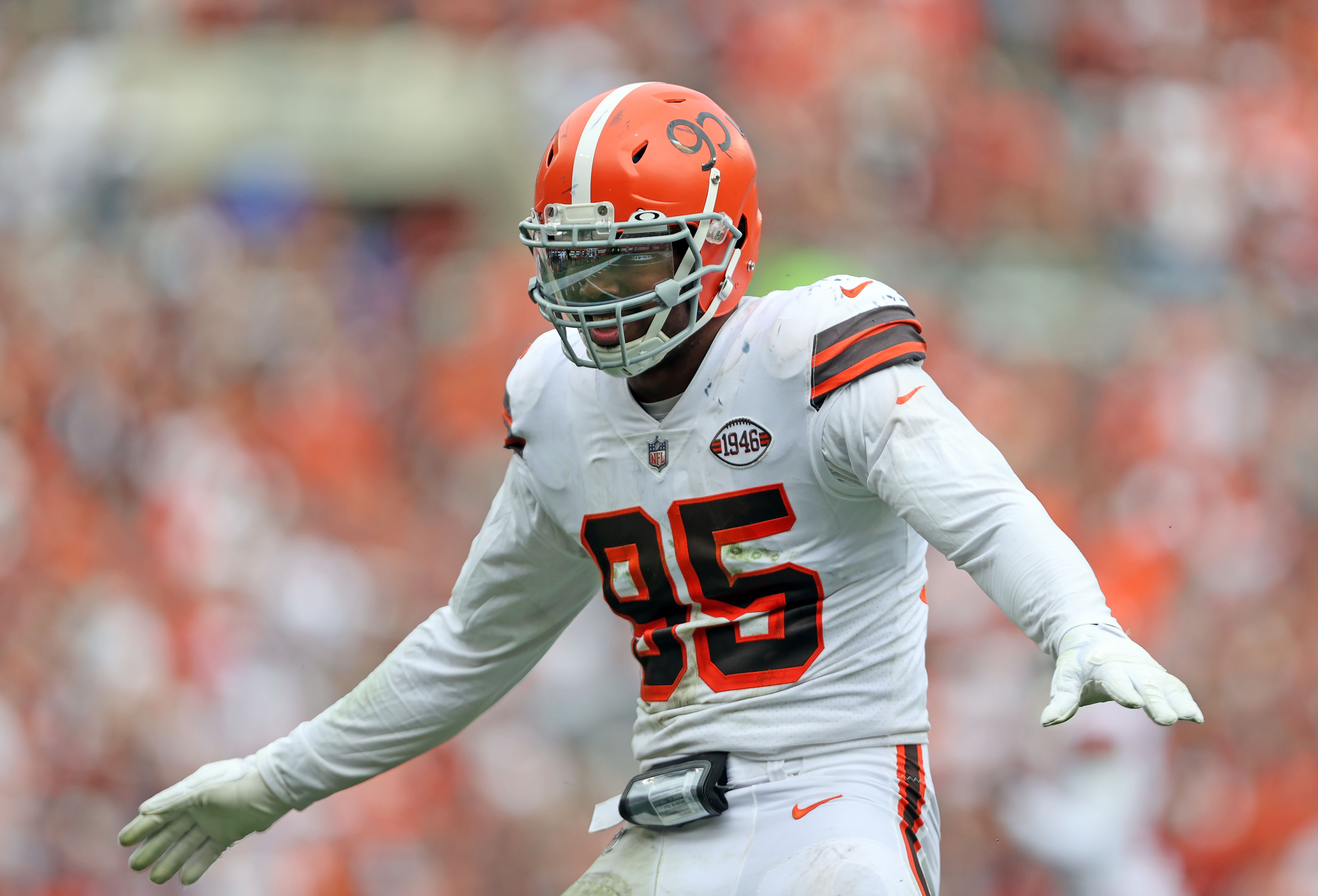 Cleveland Browns' Myles Garrett has career day vs. Bears