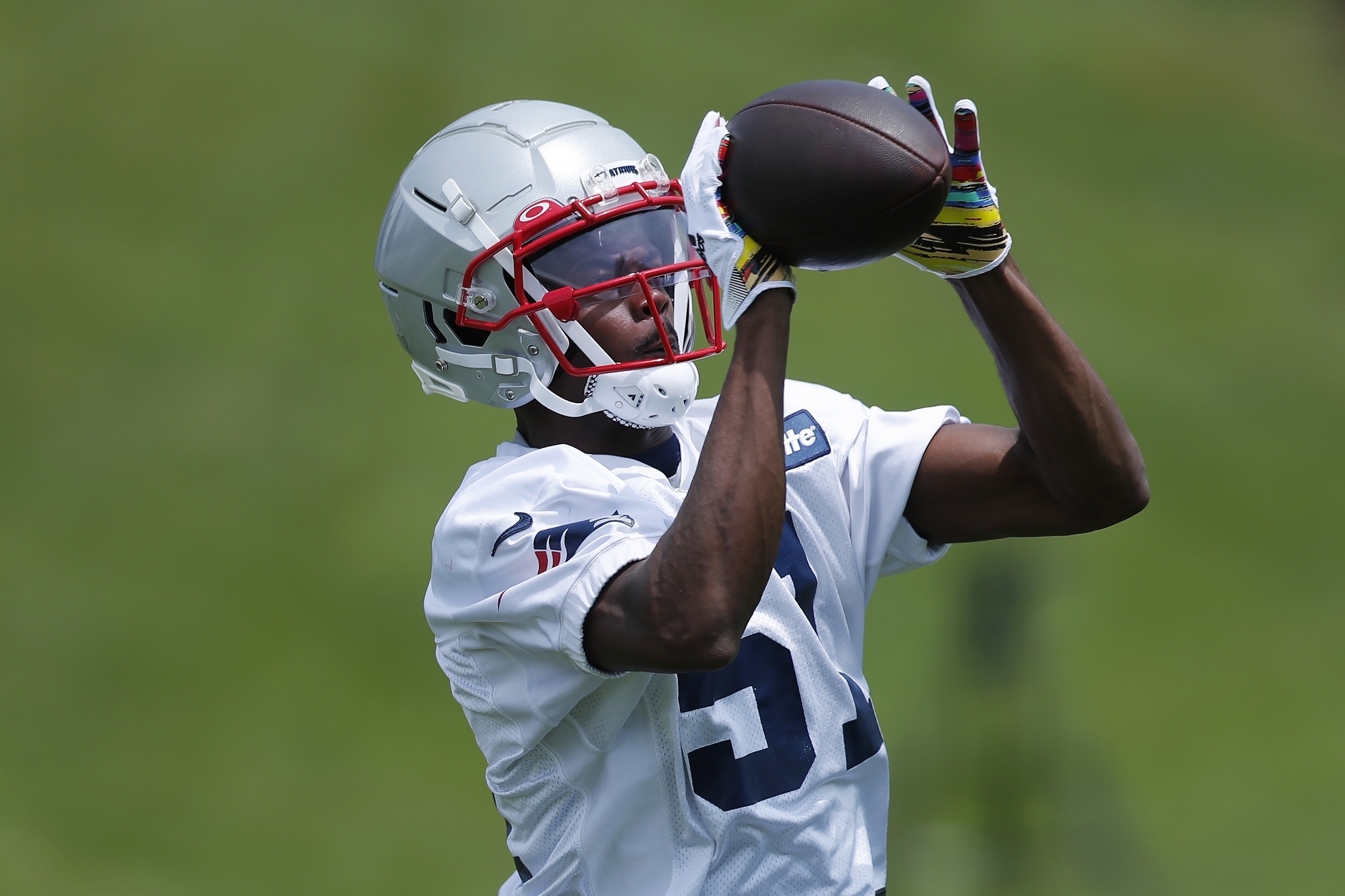Patriots rookie numbers: Tyquan Thornton takes Julian Edelman's 11; Bailey  Zappe, Malcolm Butler double up 