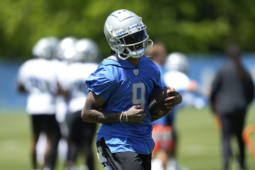 Detroit Lions: Jameson Williams should get off social media