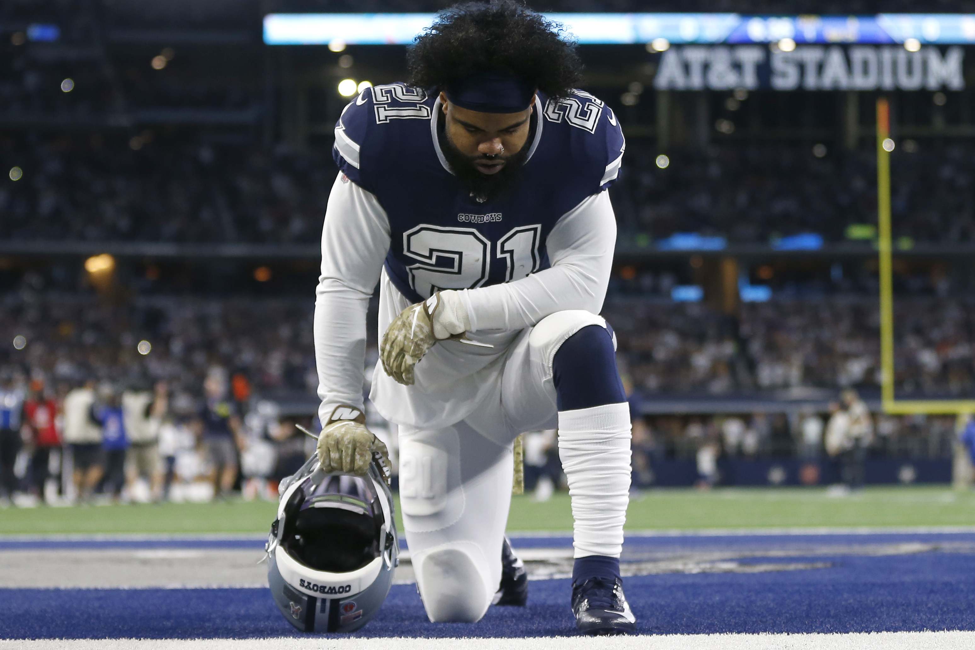 Agent: Dallas Cowboys running back Ezekiel Elliott tests positive for  coronavirus 