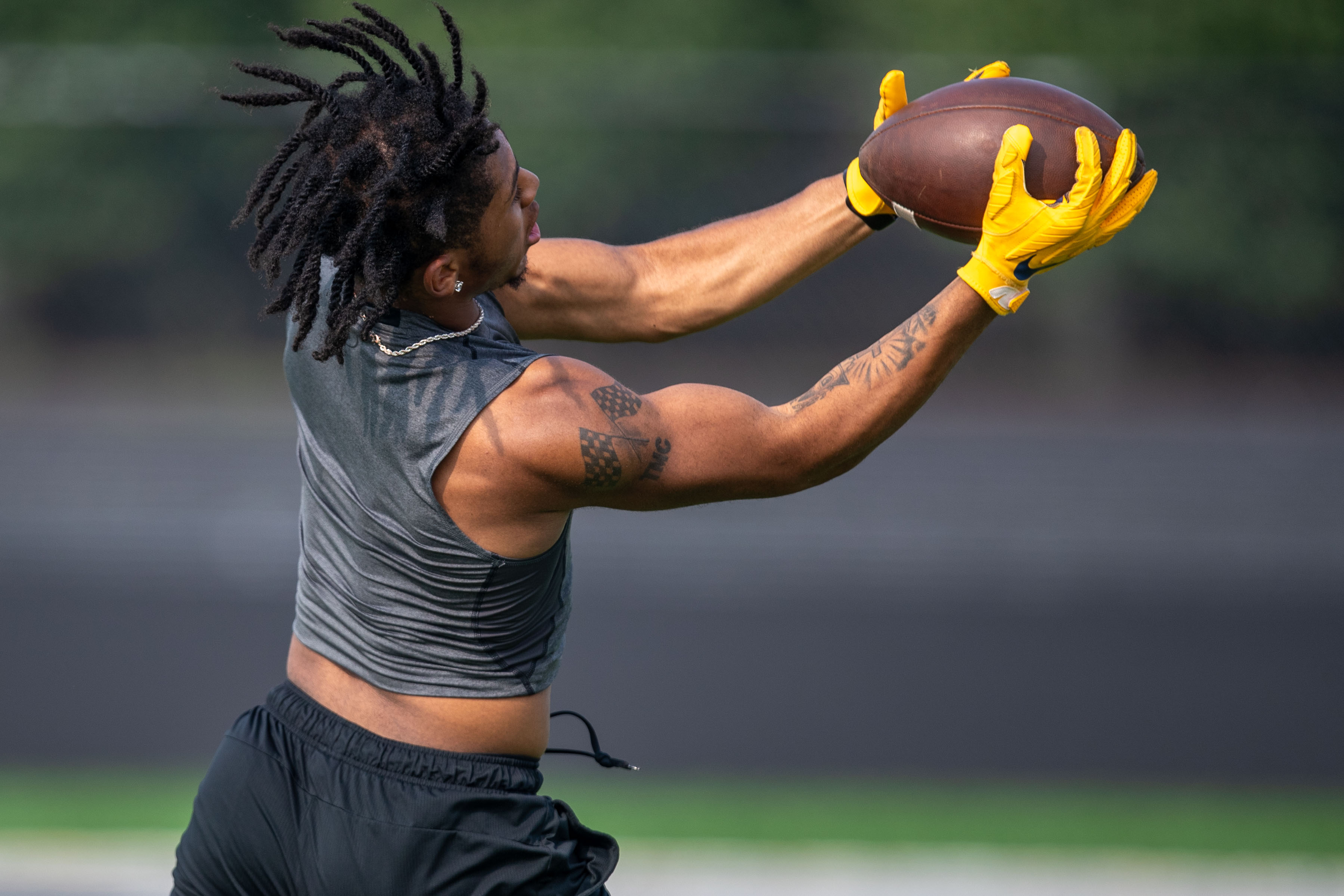 Photos Harrisburg and SteelHigh in workout, 7on7 action