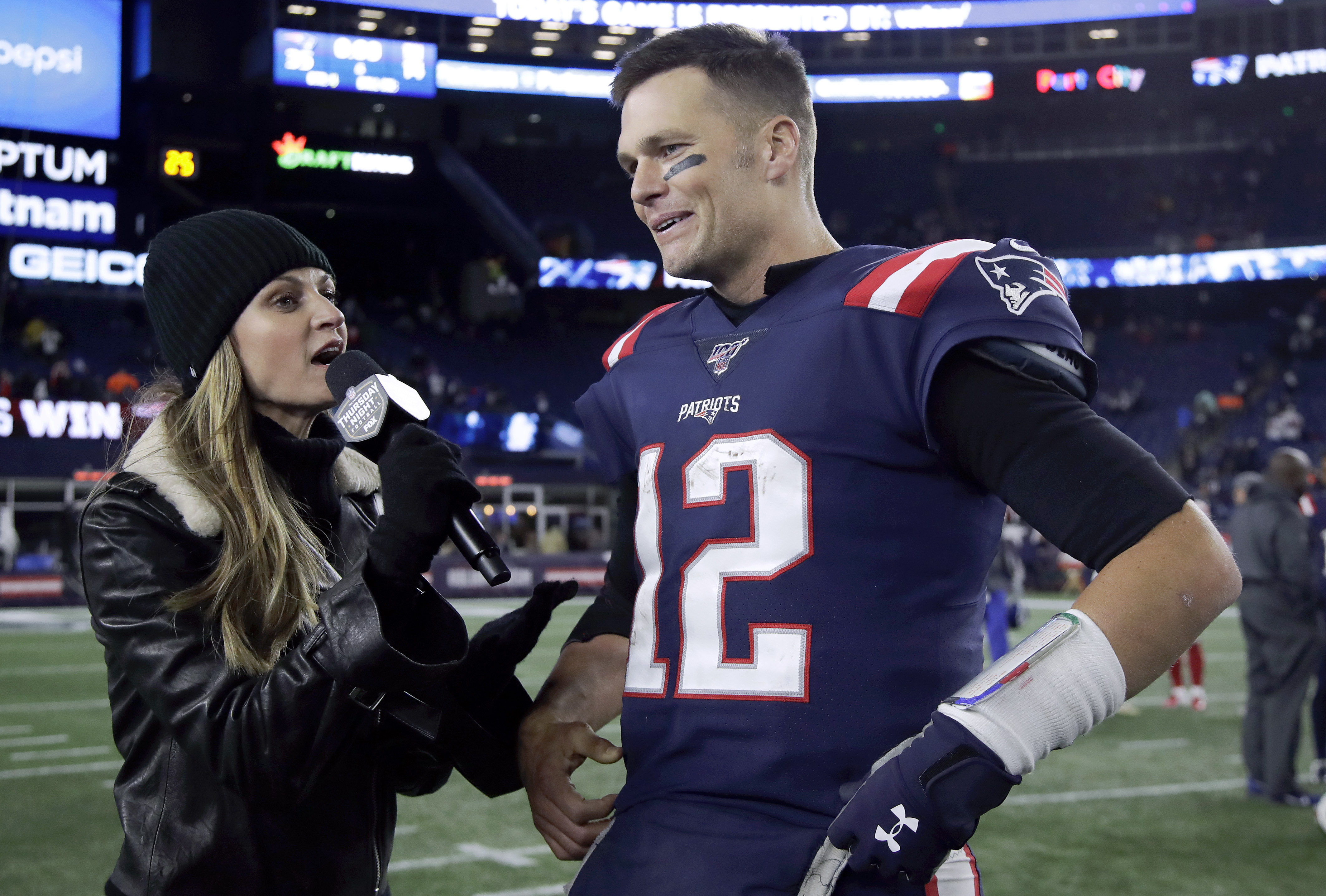 Tom Brady agrees to join Fox Sports as NFL analyst when career ends