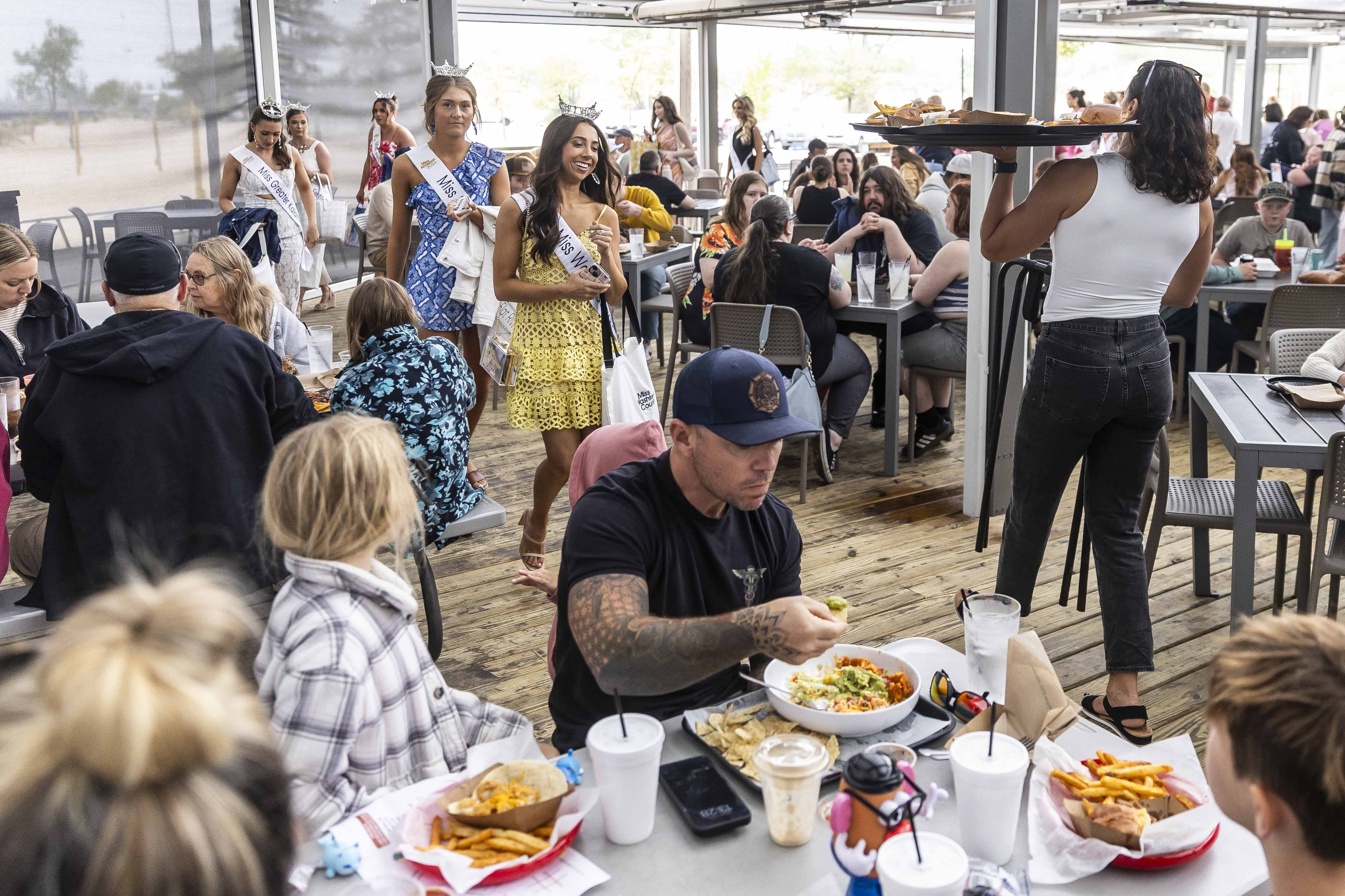 2025 Miss Michigan contestants visit The Deck in Muskegon - mlive.com