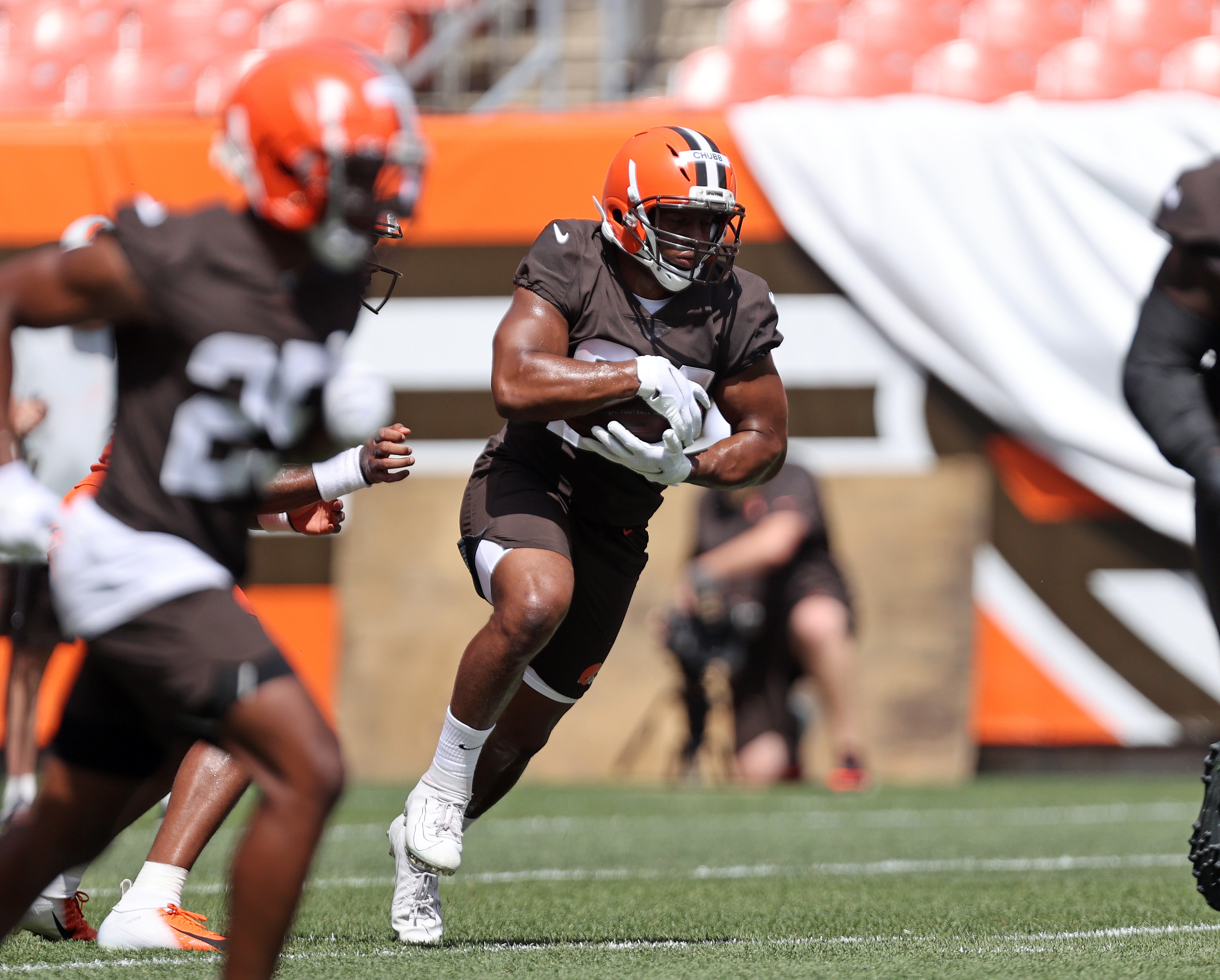 Harrison Bryant suffers a high ankle sprain; Browns long snapper Charley  Hughlett, fullback Johnny Stanton placed on COVID-19 lists 