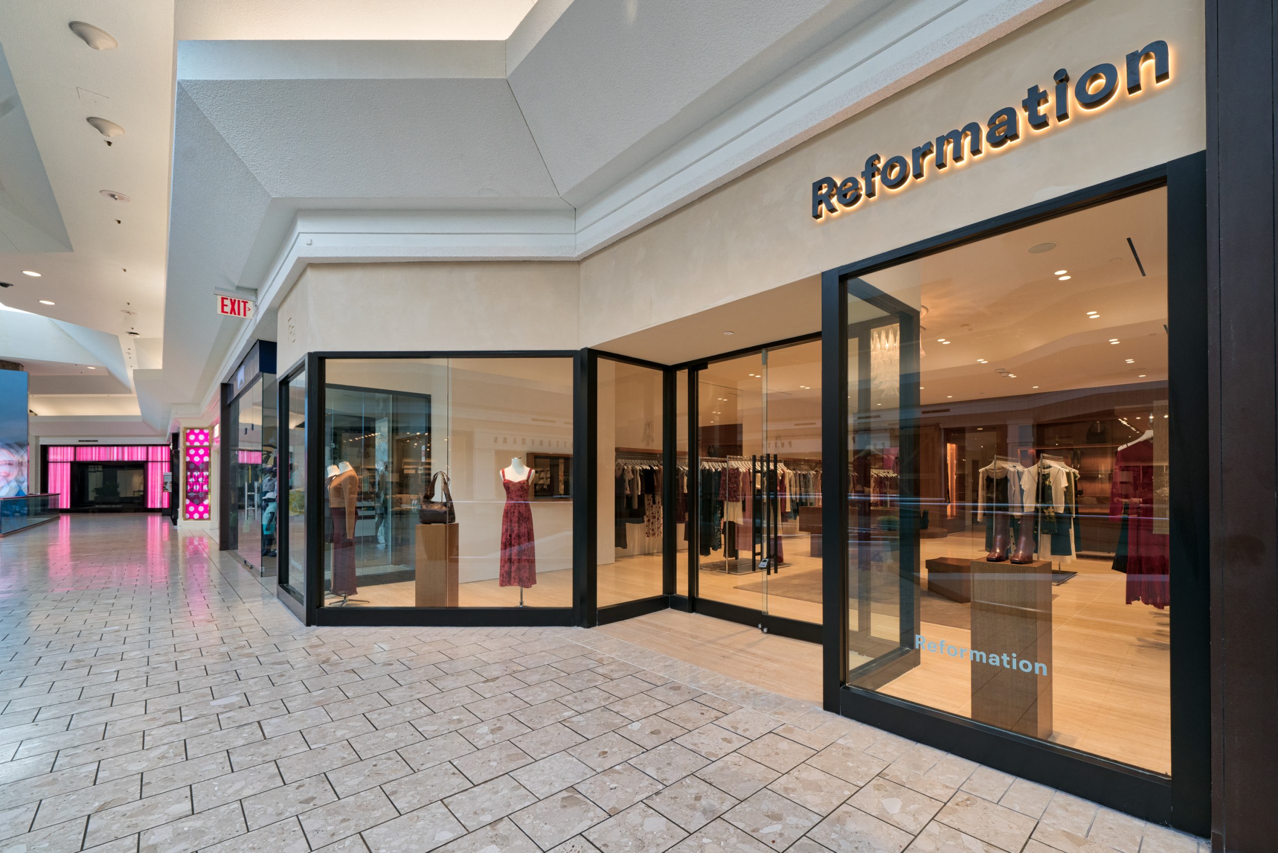 dress stores in short hills mall ARITZIA - Updated July 2026 - 27 Photos & 10 Reviews - 1200 Morris Turnpike, Short Hills, New Jersey - Women's Clothing - Phone Number