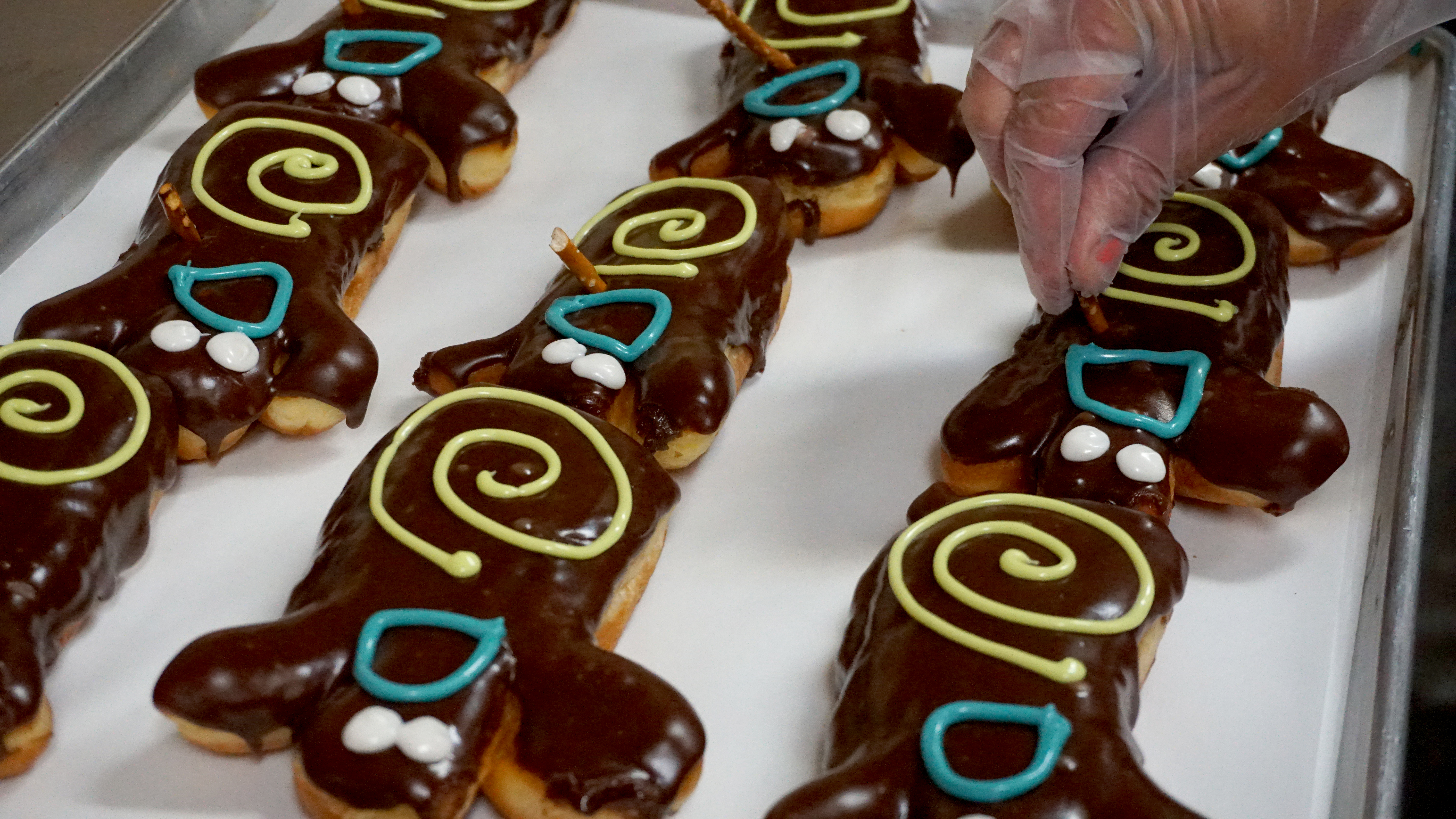 Portland classic Voodoo Doughnut turns 20 years old - oregonlive.com