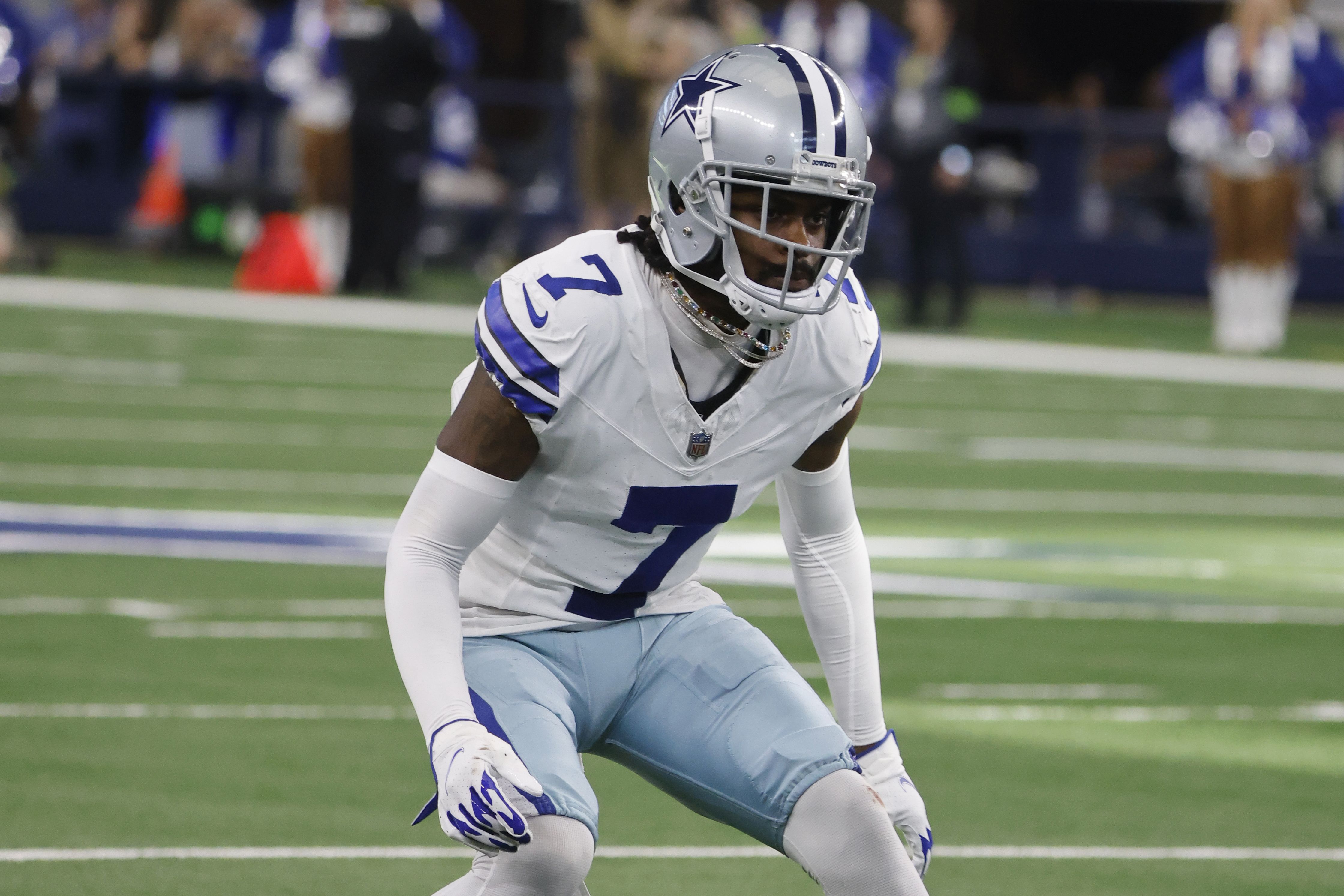 Athletes react to Dallas Cowboys Trevon Digg's injury