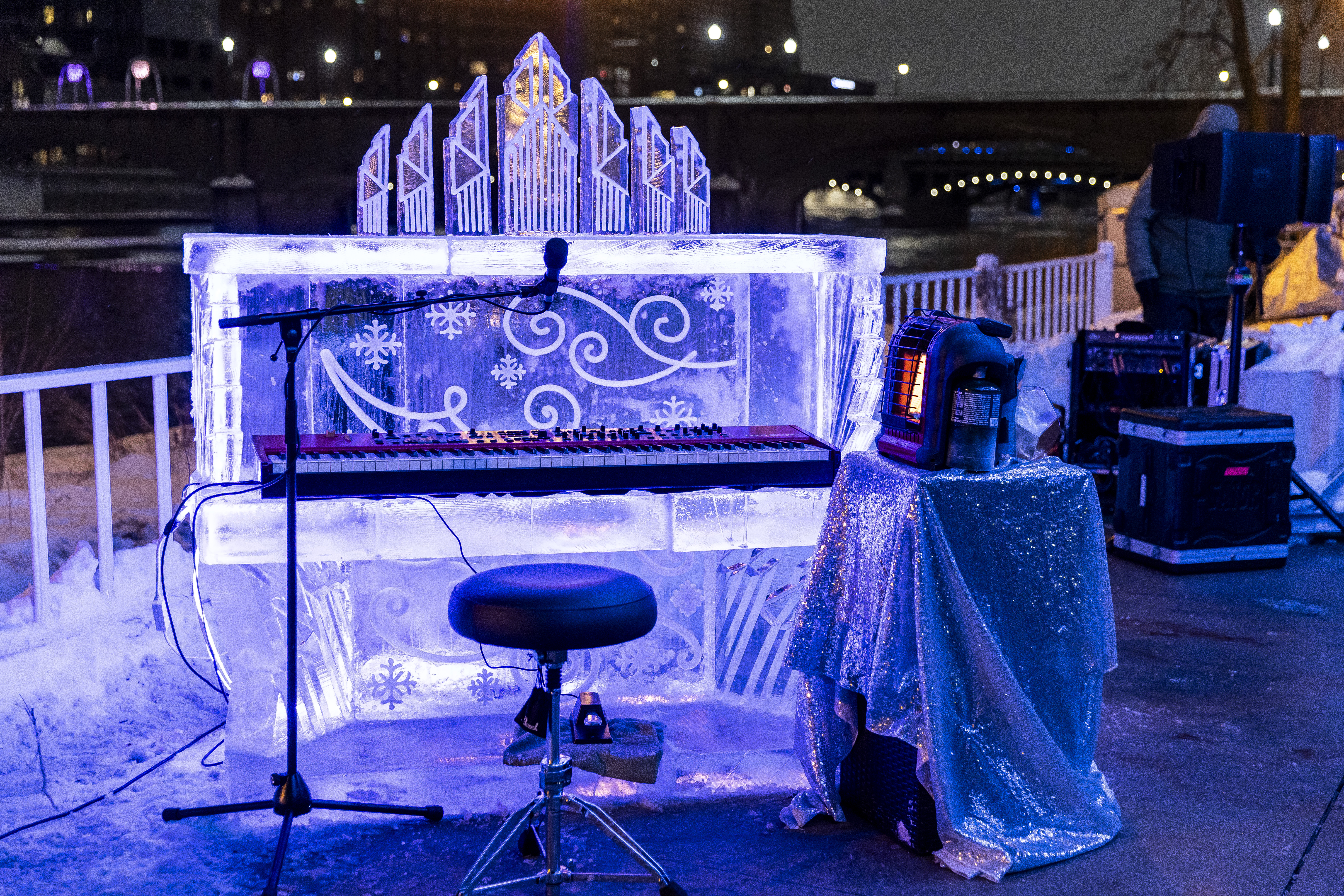 Frozen melodies take center stage at Grand Rapids' dazzling ice