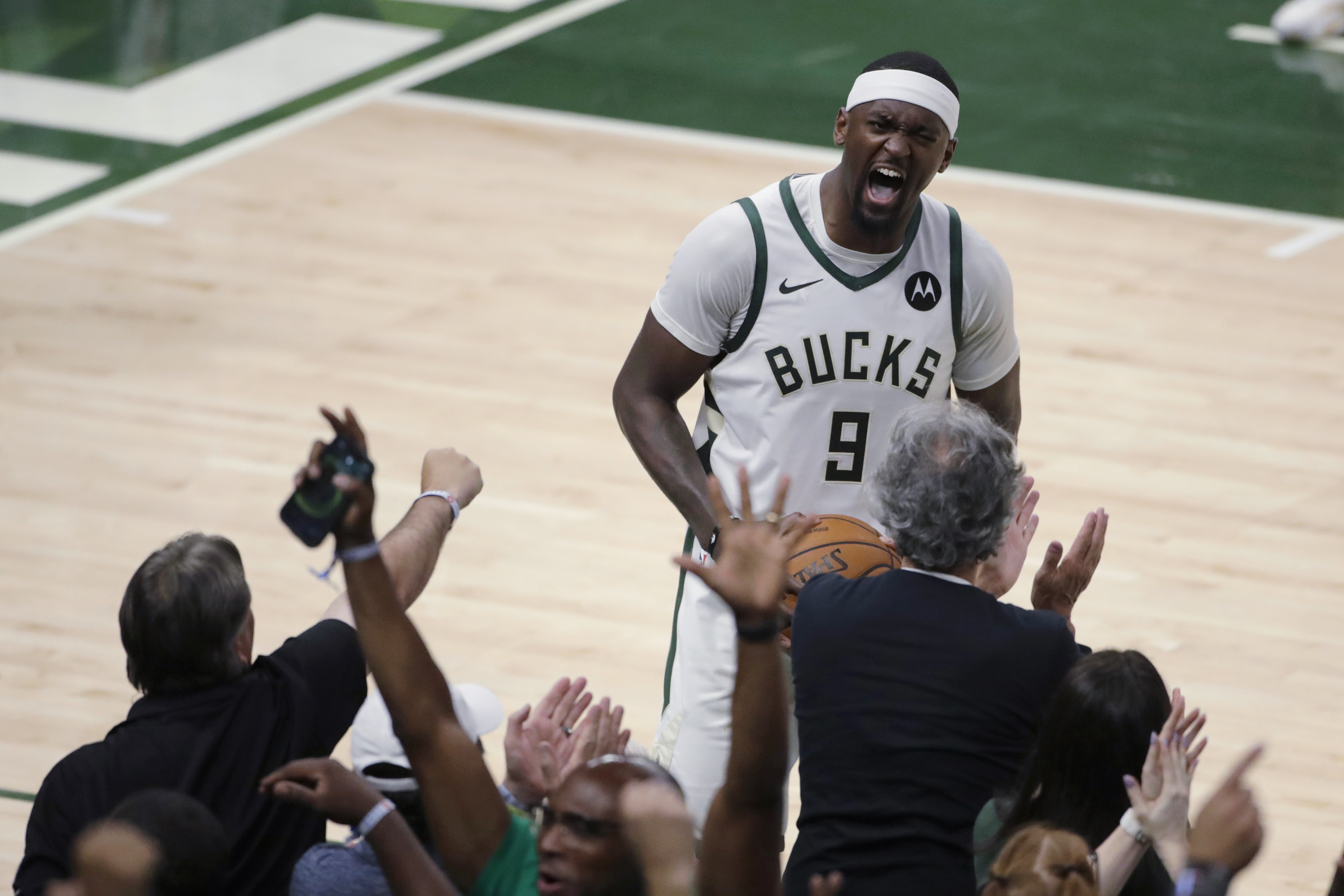 Where is Game 6 of the NBA Finals? Bucks vs Suns Time, Location, Schedule