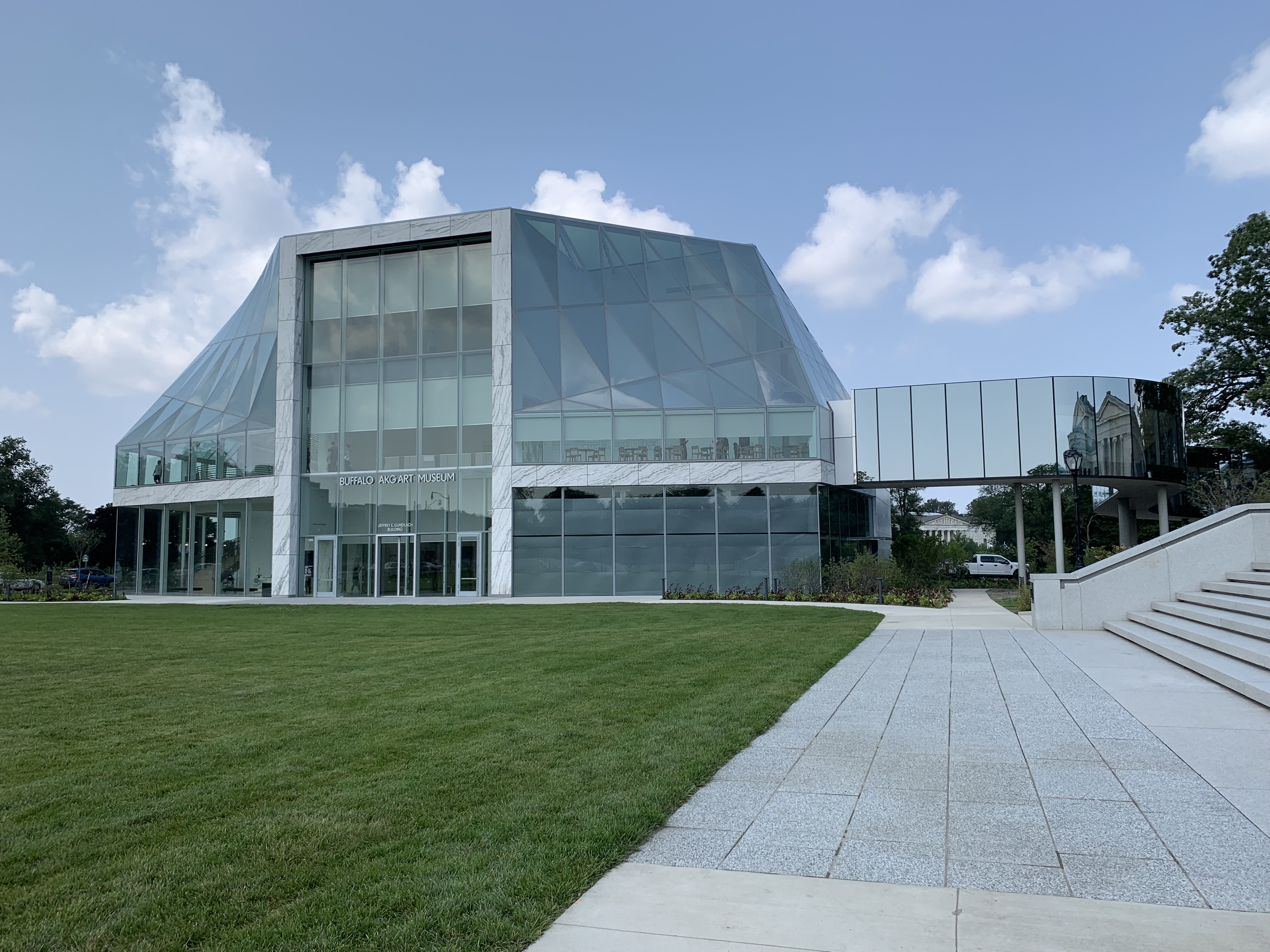 Newly renovated Buffalo AKG Art Museum is a national treasure worthy of ...