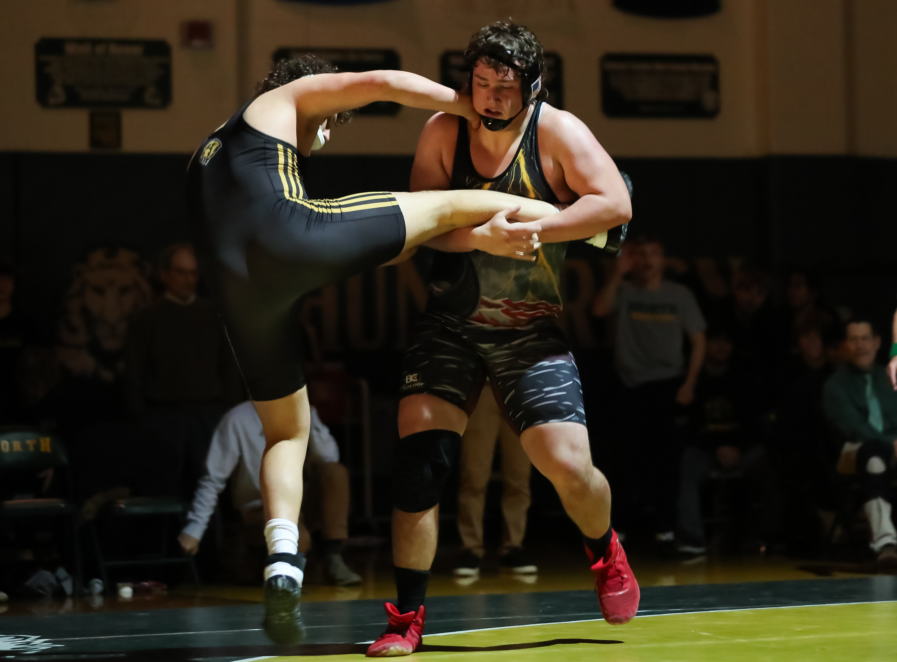 Becahi's Scanlan, Nazareth's Zuercher wrestle like beasts at The Beast 