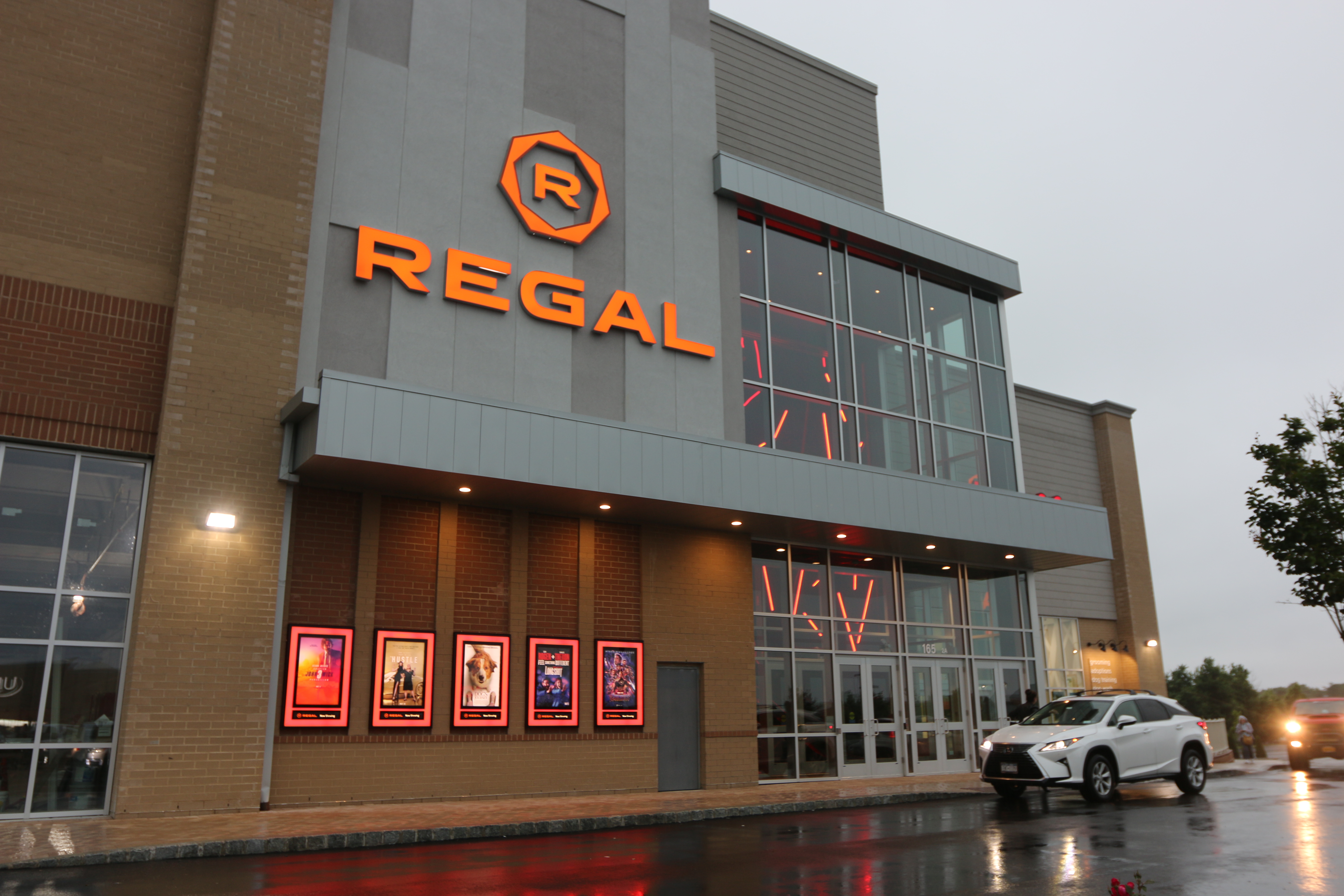 Regal to close 14 theaters, starting this week. Here's a full list of  locations. 