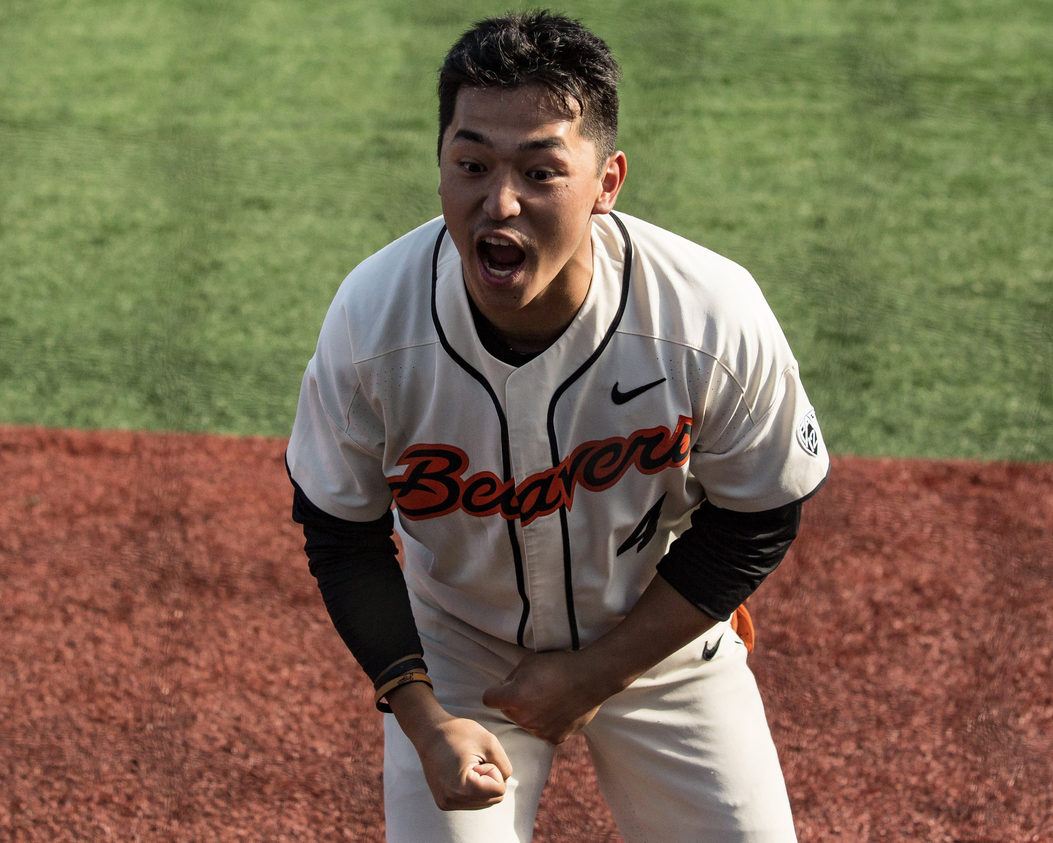 A Giants fan at heart, Fremont's Steven Kwan off to sizzling start for  Guardians