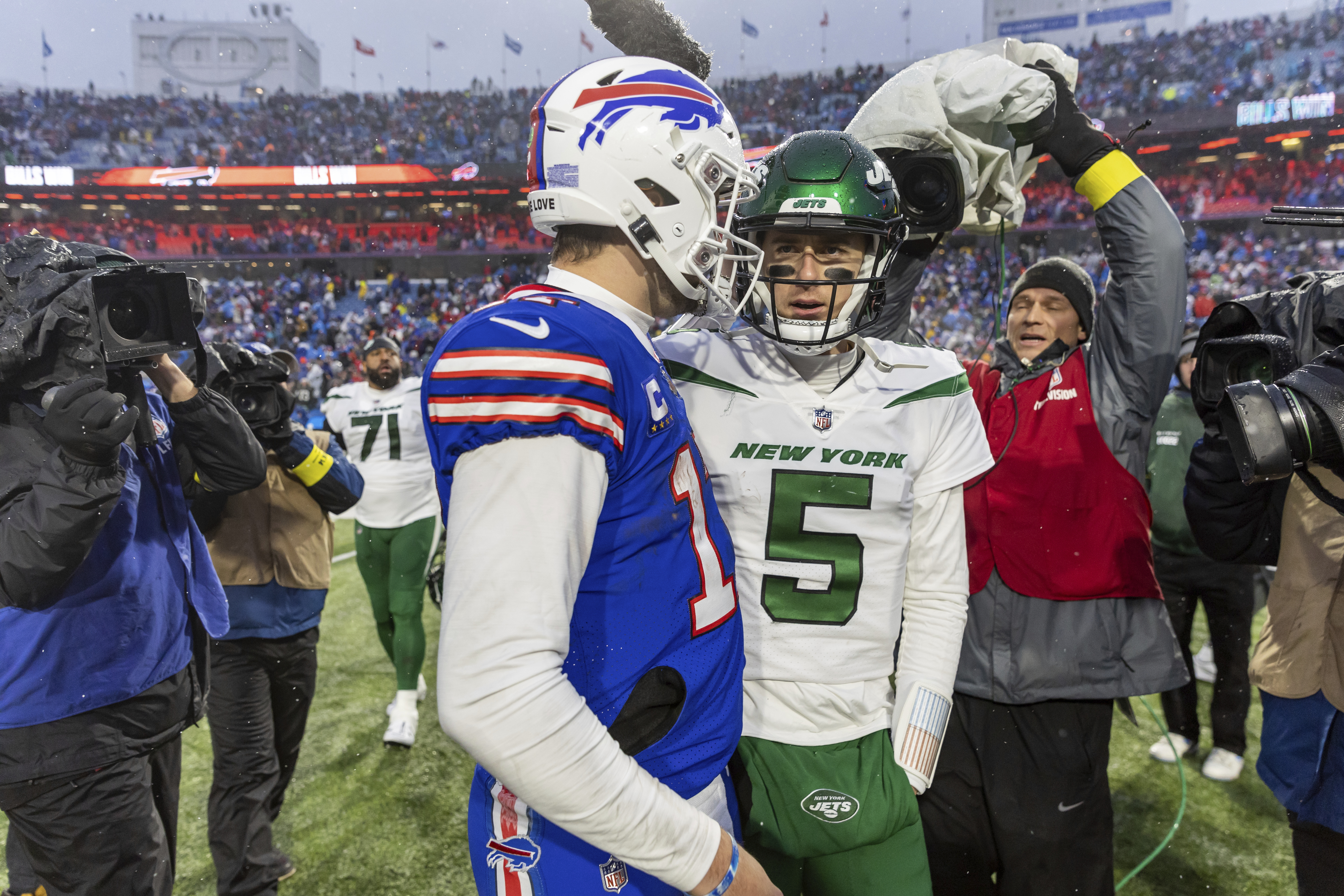 New England Patriots beat New York Jets 10-3