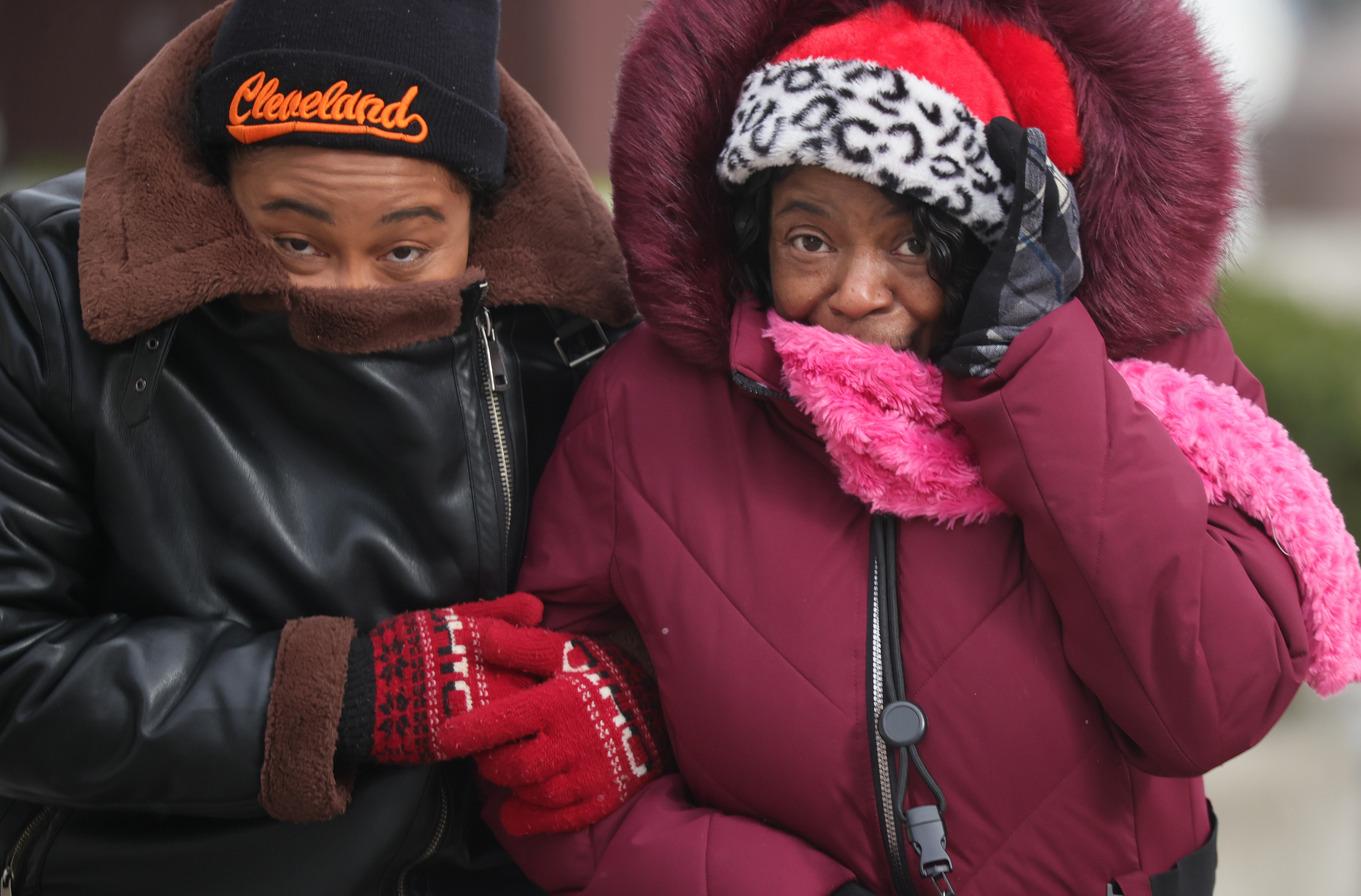 Temperature dips to mid teens in northeast Ohio, December 12, 2024