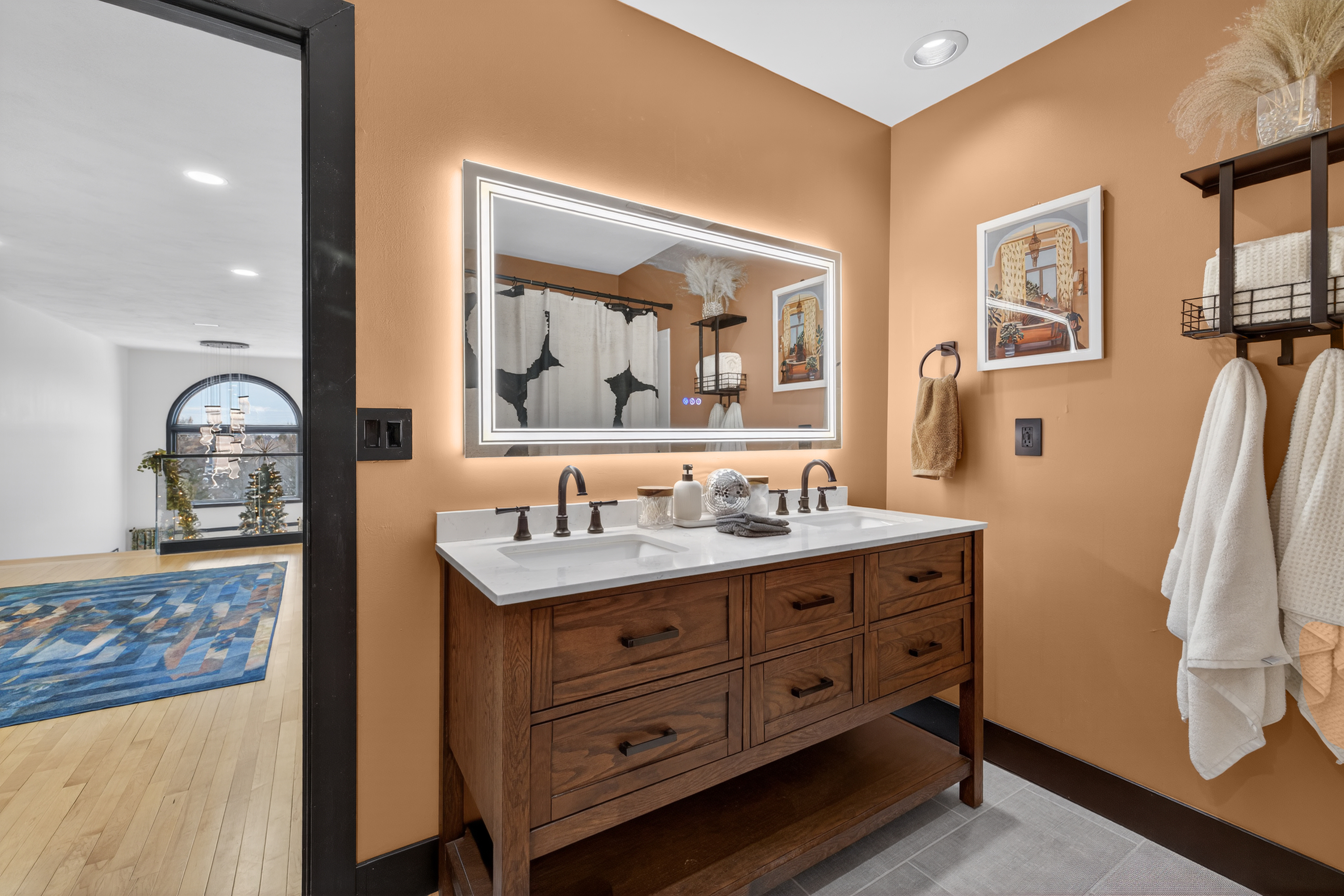 - Christina Cianciosi grew up admiring the house at 101 Alton Street in Syracuse which borders Bellevue Country Club. In 2022, she bought the unique home and gave it an extensive renovation. Double vanity in the guest bedroom. Courtesy of Kyle Fedrizzi, owner of kfotography315, LLC.