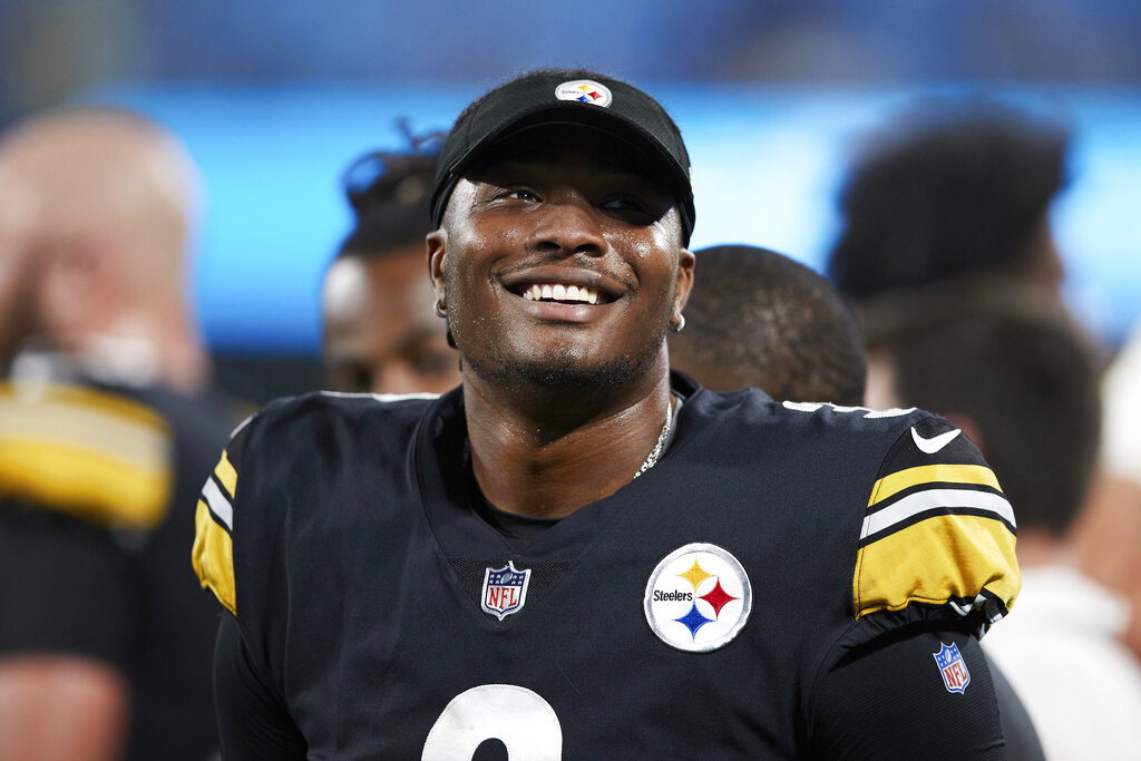 Steelers to Honor Dwayne Haskins with Helmet Decal After QB's Death at Age  24, News, Scores, Highlights, Stats, and Rumors