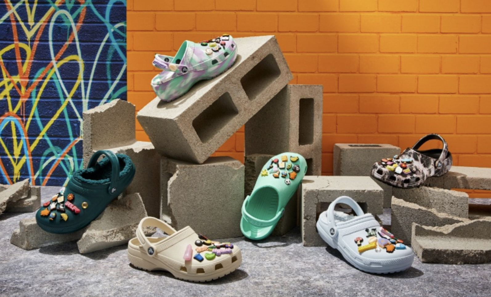 crocs teacher discount